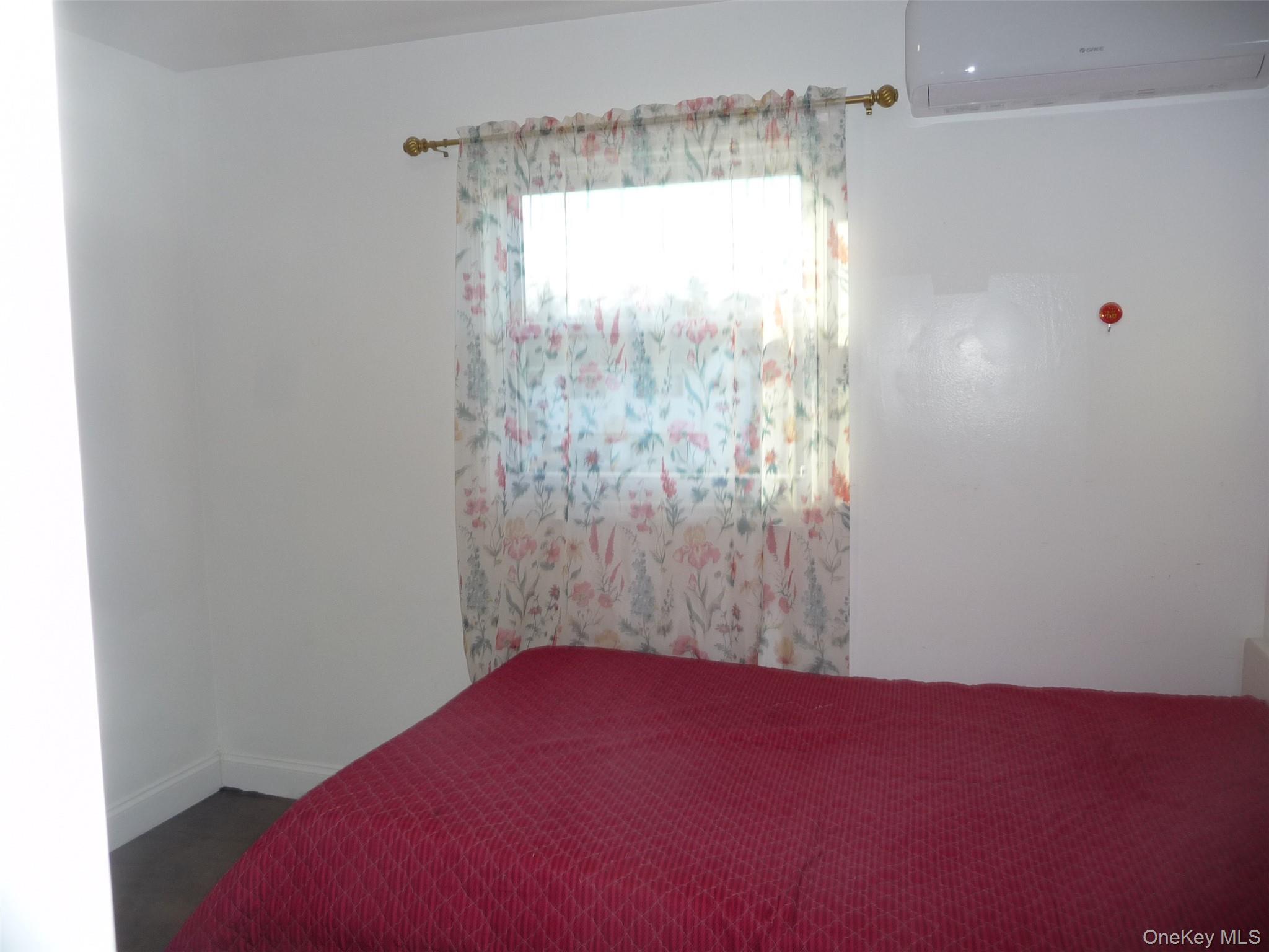 7 Weather Vane Way, Middletown, NY 10940