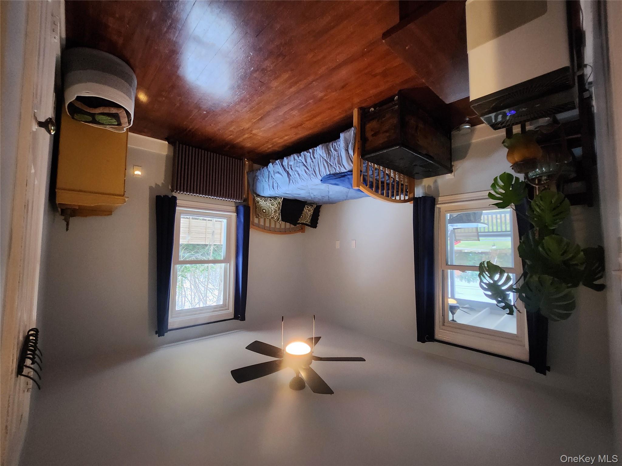 39 W Pine Road, Staatsburg, NY 12580