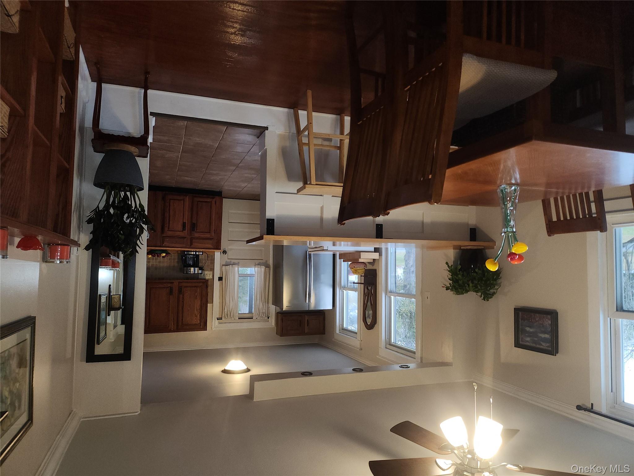 39 W Pine Road, Staatsburg, NY 12580