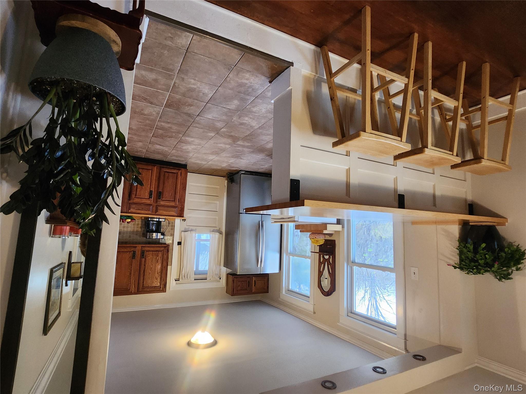 39 W Pine Road, Staatsburg, NY 12580