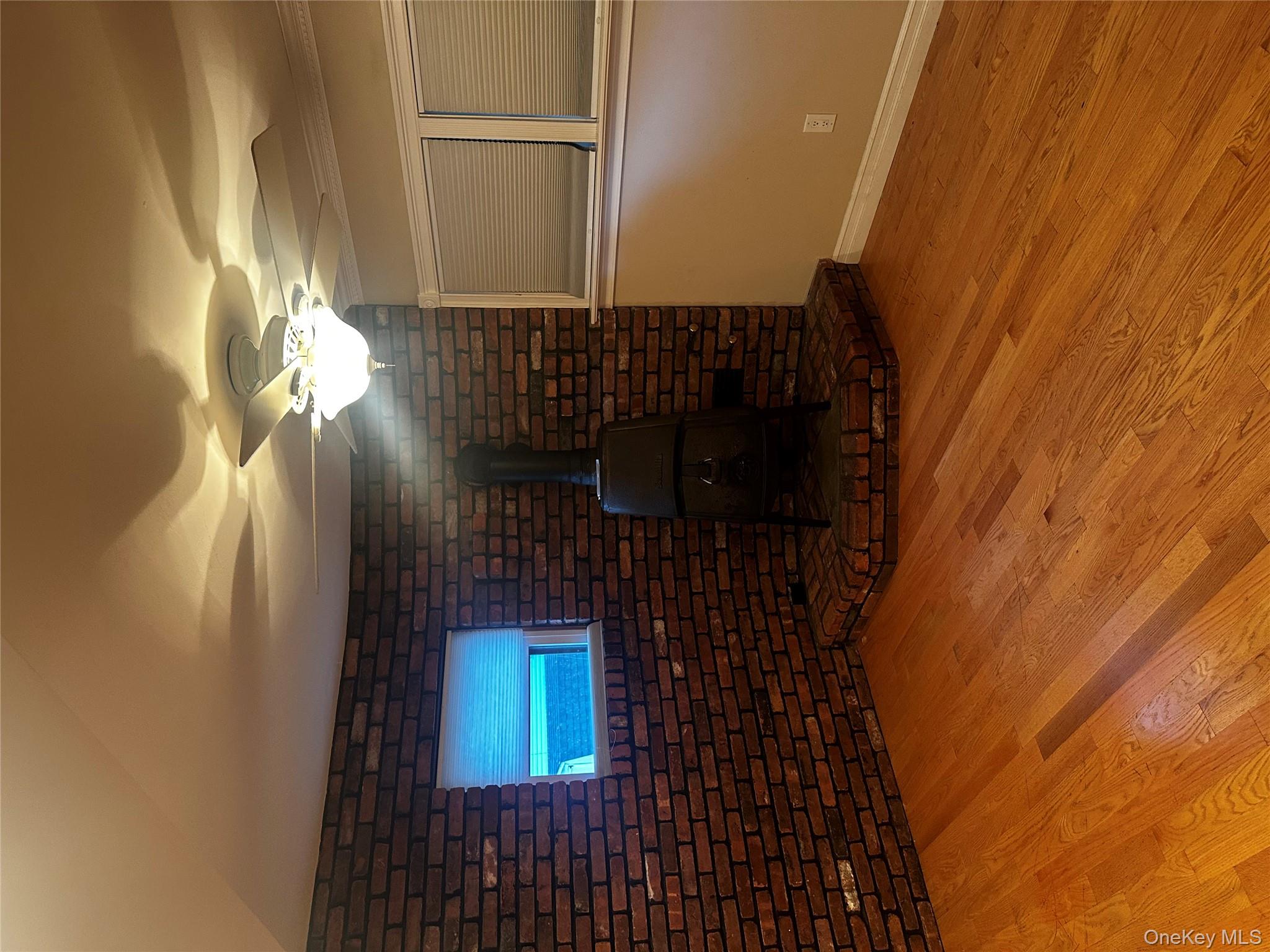 30 Linden Lane, Farmingville, NY 11738