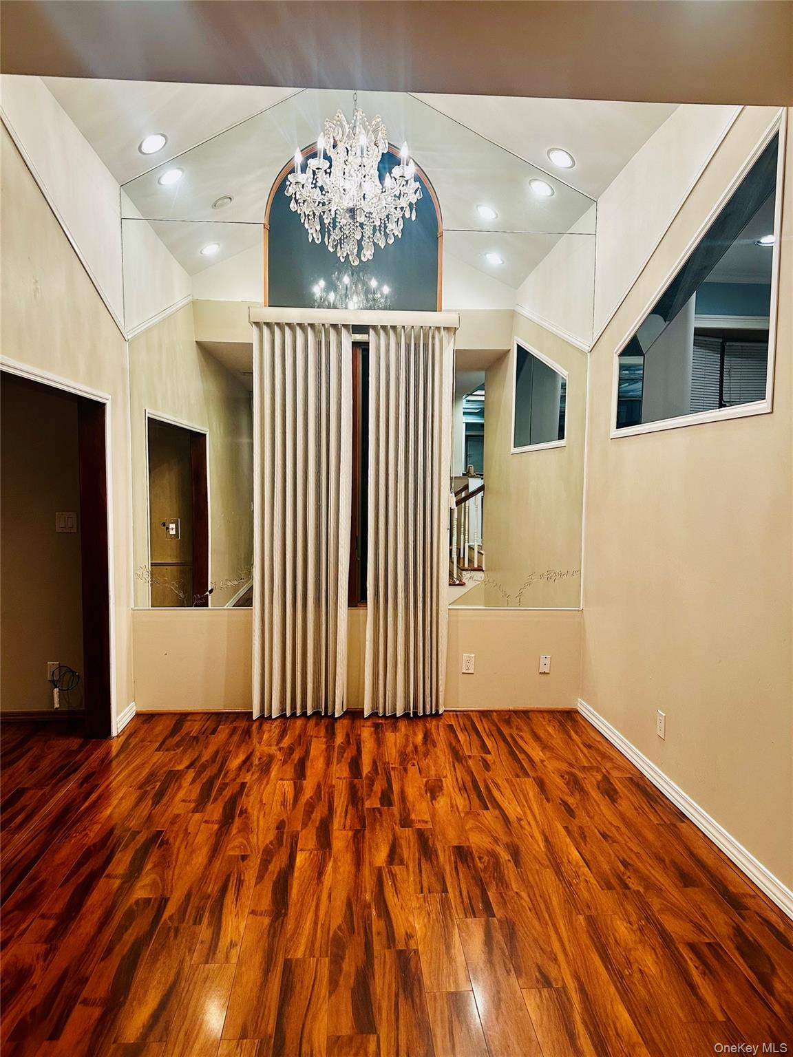 30 Linden Lane, Farmingville, NY 11738