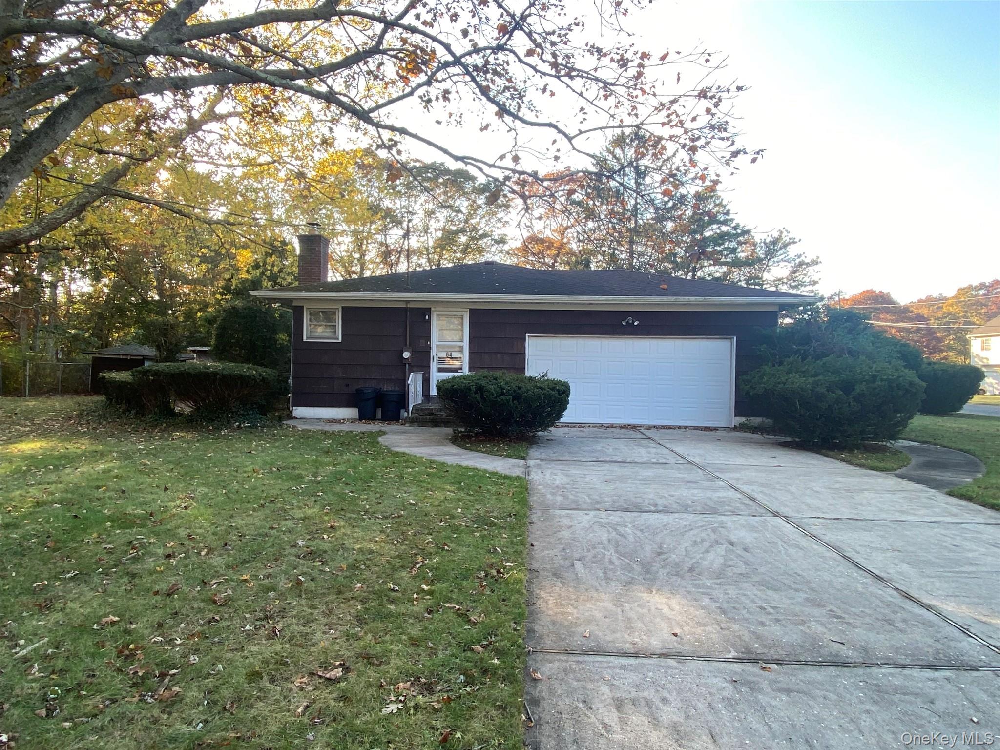 64 Lincoln Avenue, Mastic Beach, NY 11951