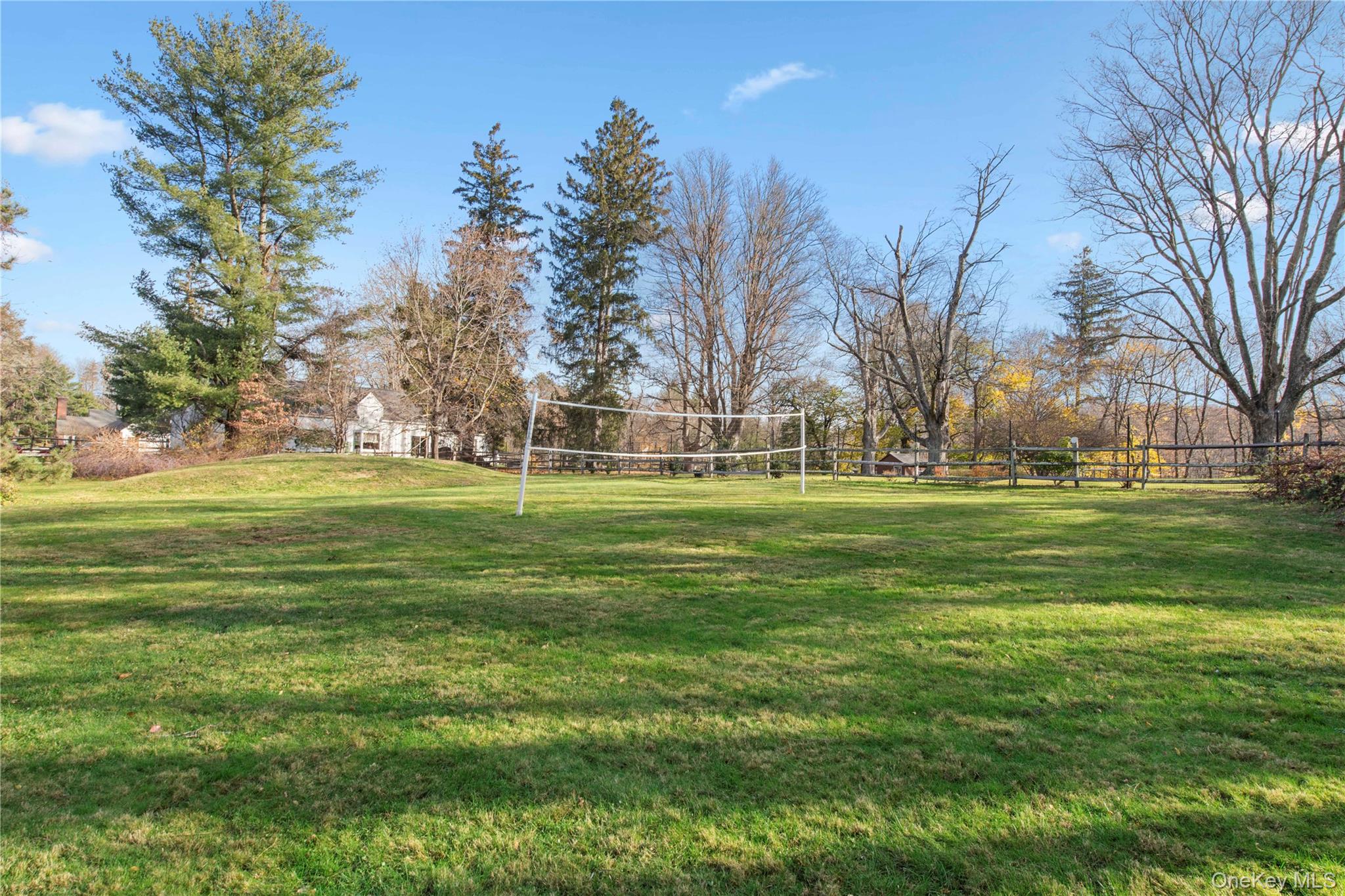 7 Dickson Lane, Mount Kisco, NY 10549