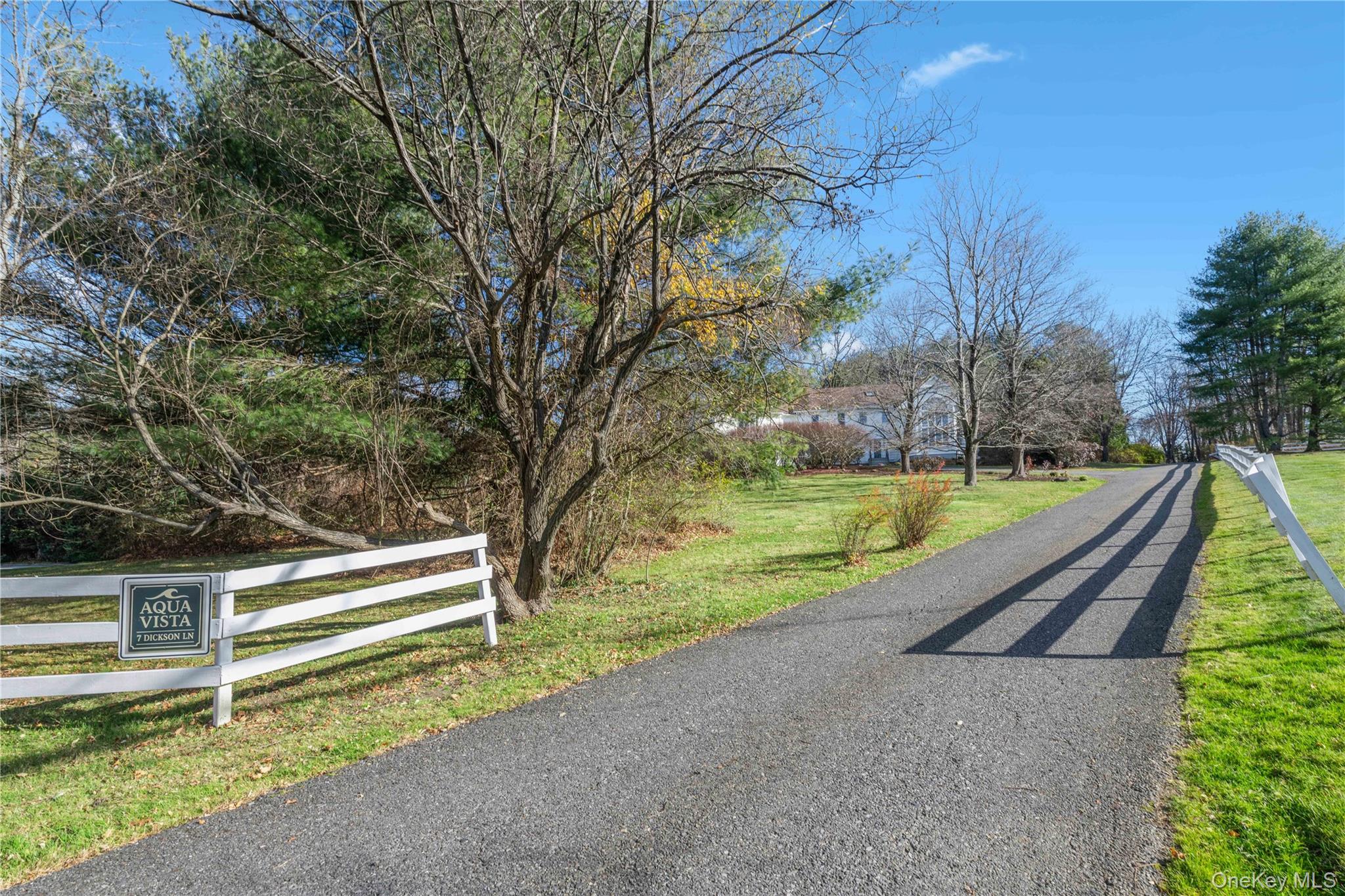 7 Dickson Lane, Mount Kisco, NY 10549