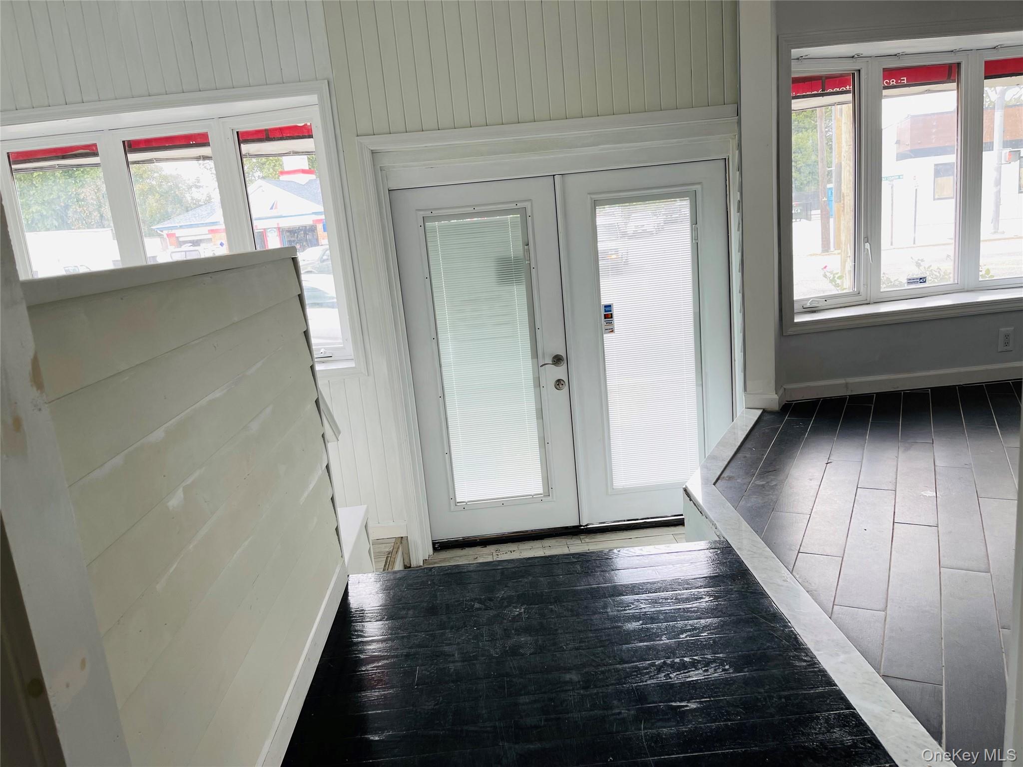 824 Old Country Road, Westbury, NY 11590