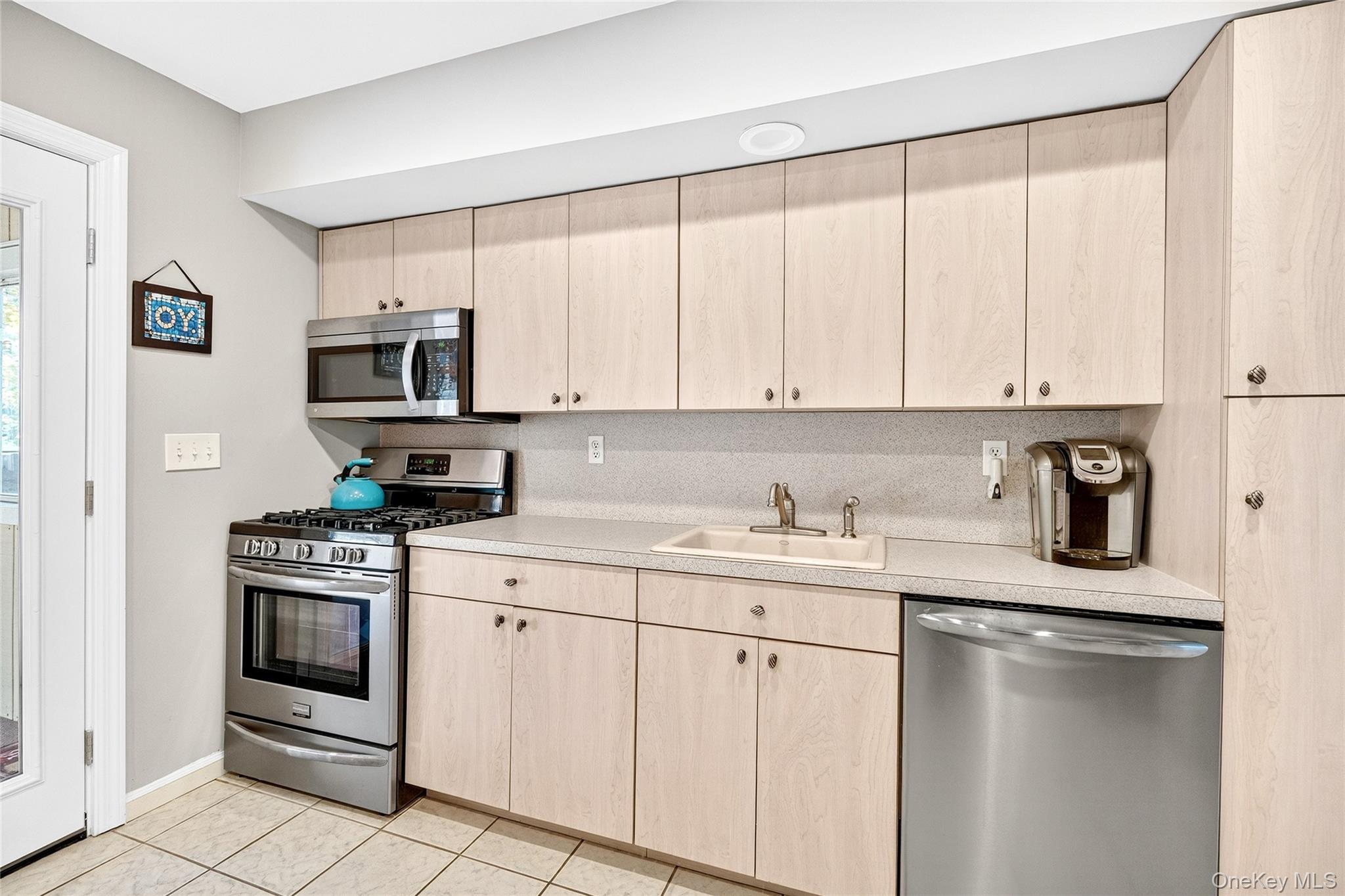 12 Gleason Drive, Thiells, NY 10984