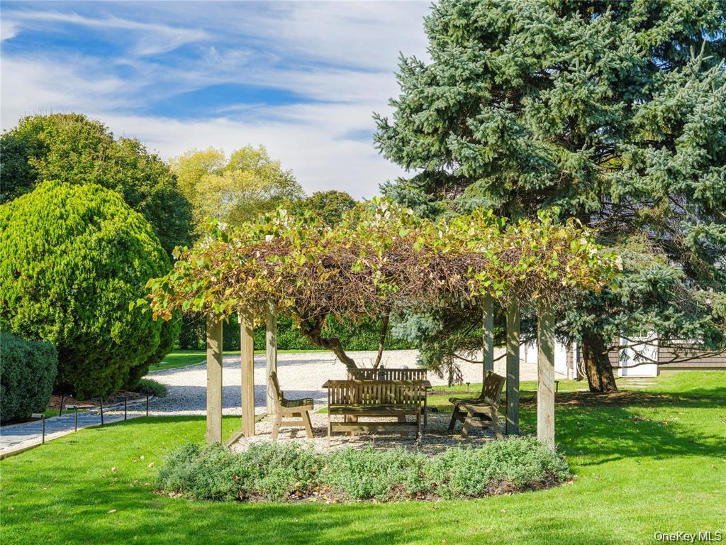 3275 Skunk Lane, Cutchogue, NY 11935