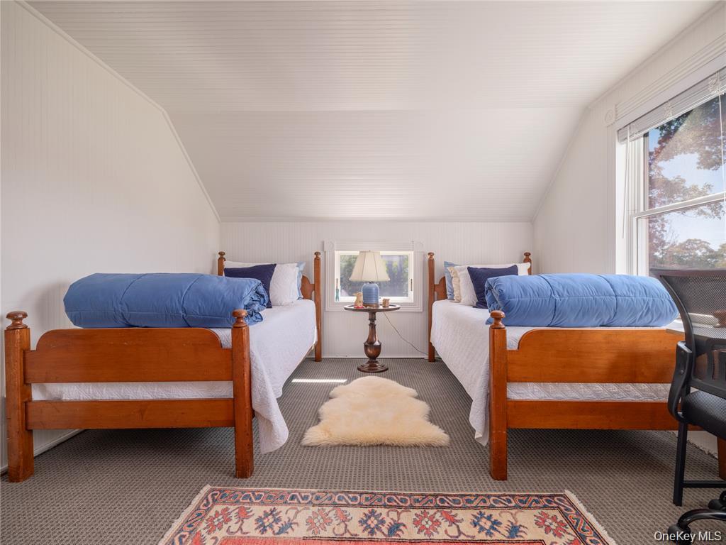 3275 Skunk Lane, Cutchogue, NY 11935