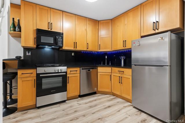 61-20 Grand Central Parkway # A900, Forest Hills, NY 11375