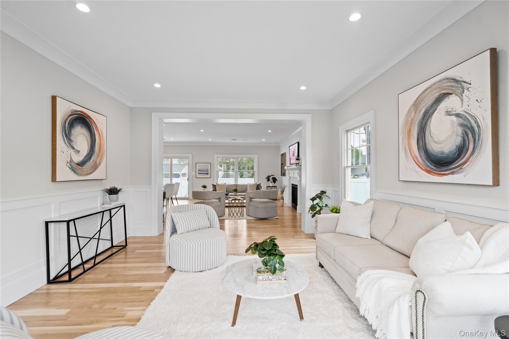 7 Cedar Avenue, Bethpage, NY 11714