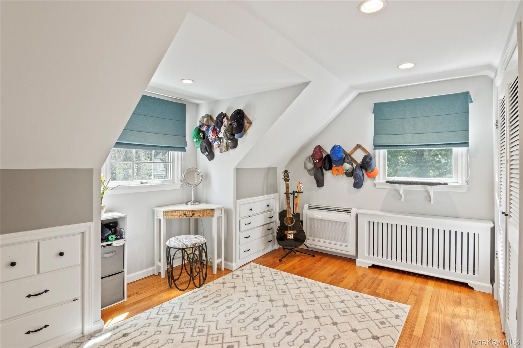 5 Norma Lane, Kings Park, NY 11754