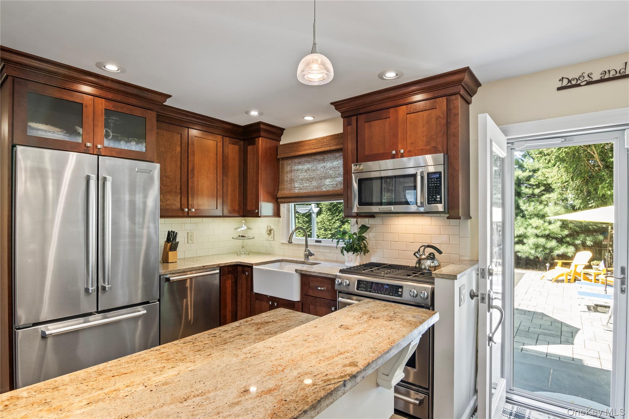 5 Norma Lane, Kings Park, NY 11754