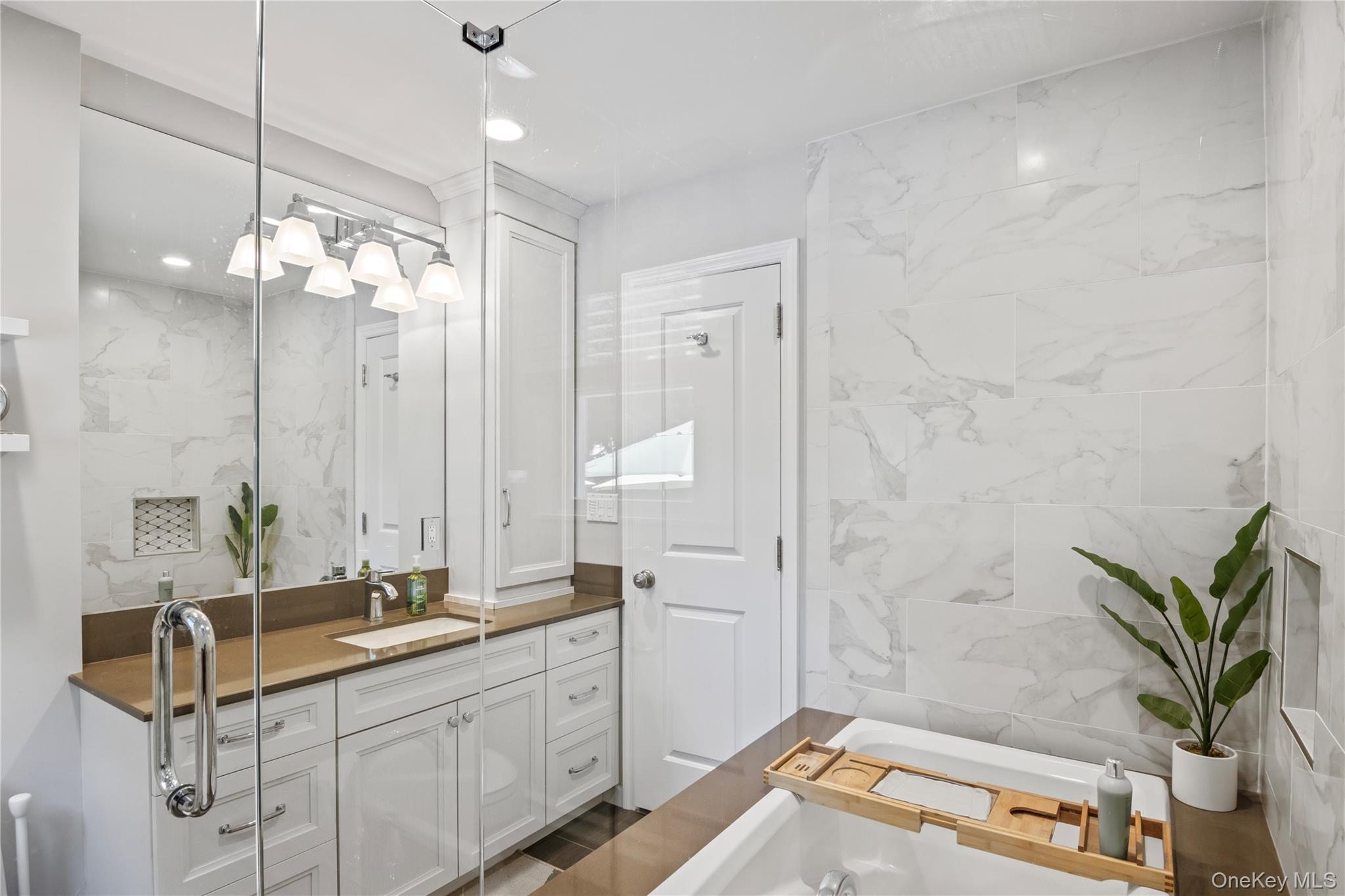 5 Norma Lane, Kings Park, NY 11754