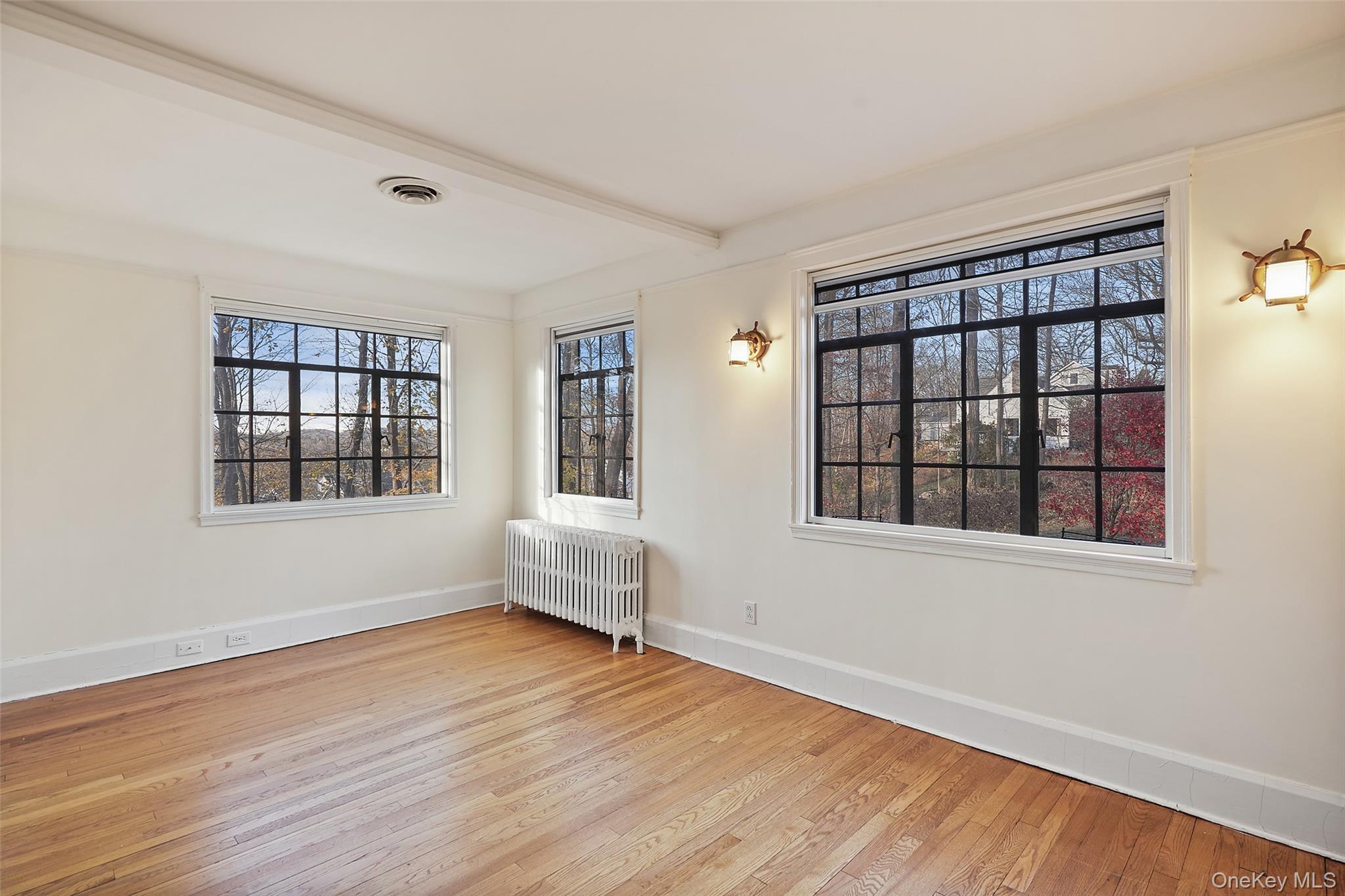 31 Laurel Drive, Mount Kisco, NY 10549