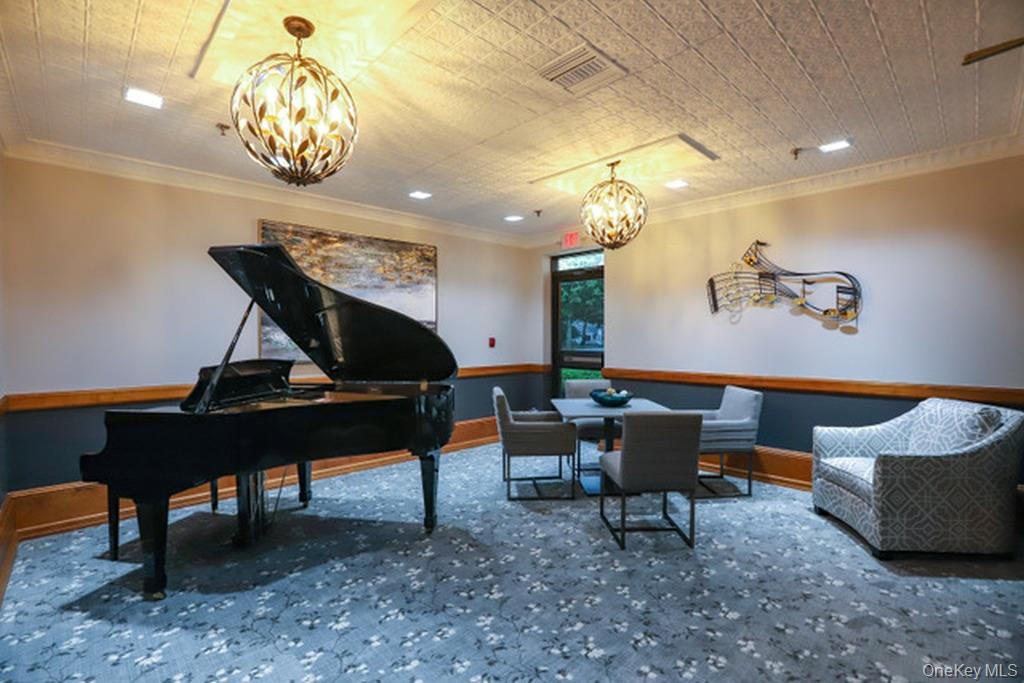 256 Glen Drive, Ridge, NY 11961