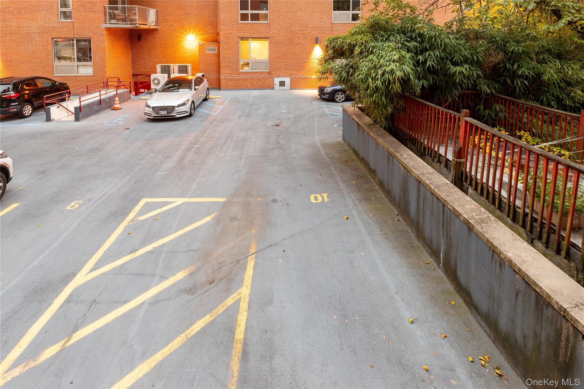 3534 Riverdale # CF2, Bronx, NY 10463