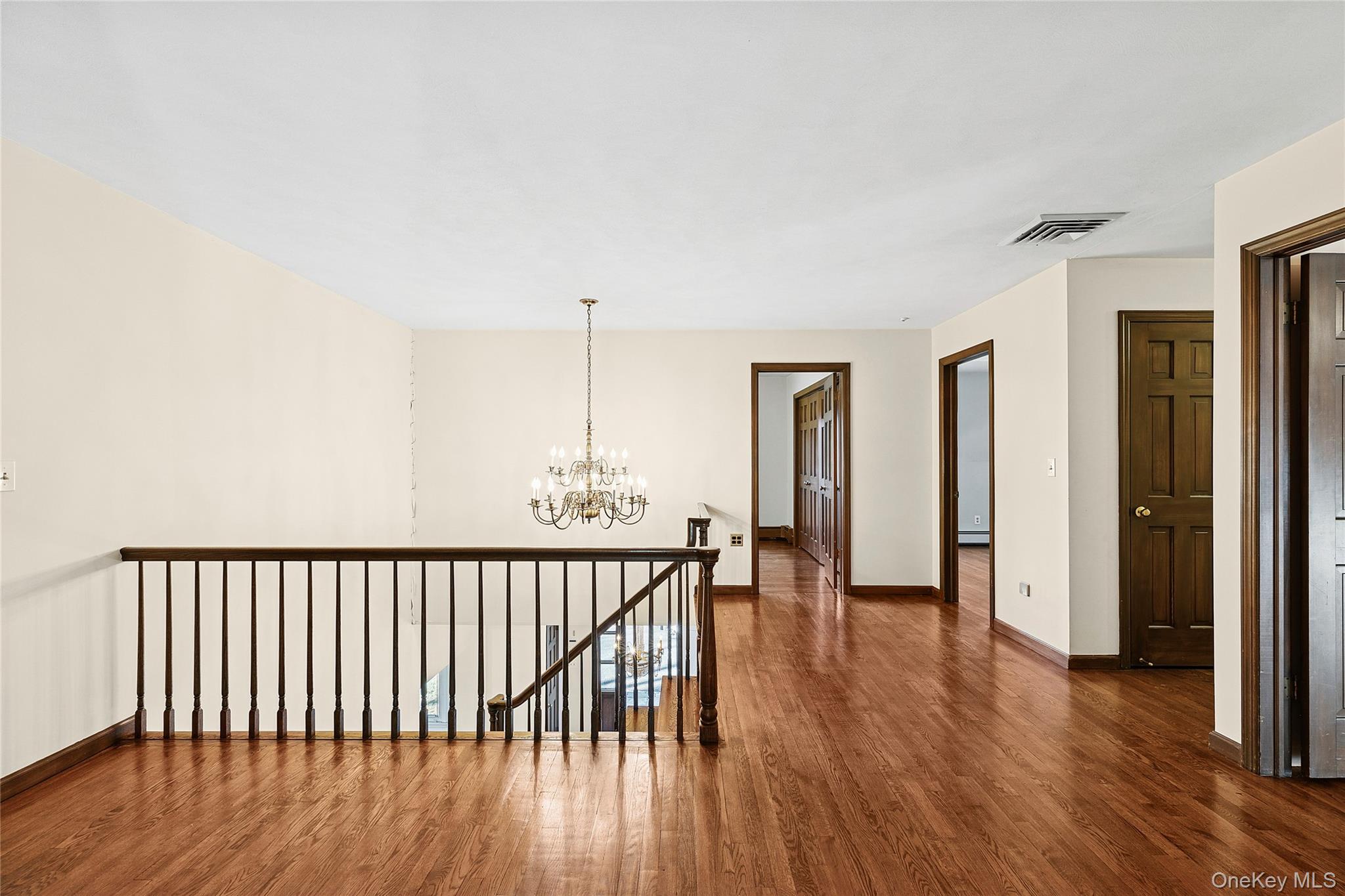 62 Sabine Road, Oyster Bay Cove, NY 11791