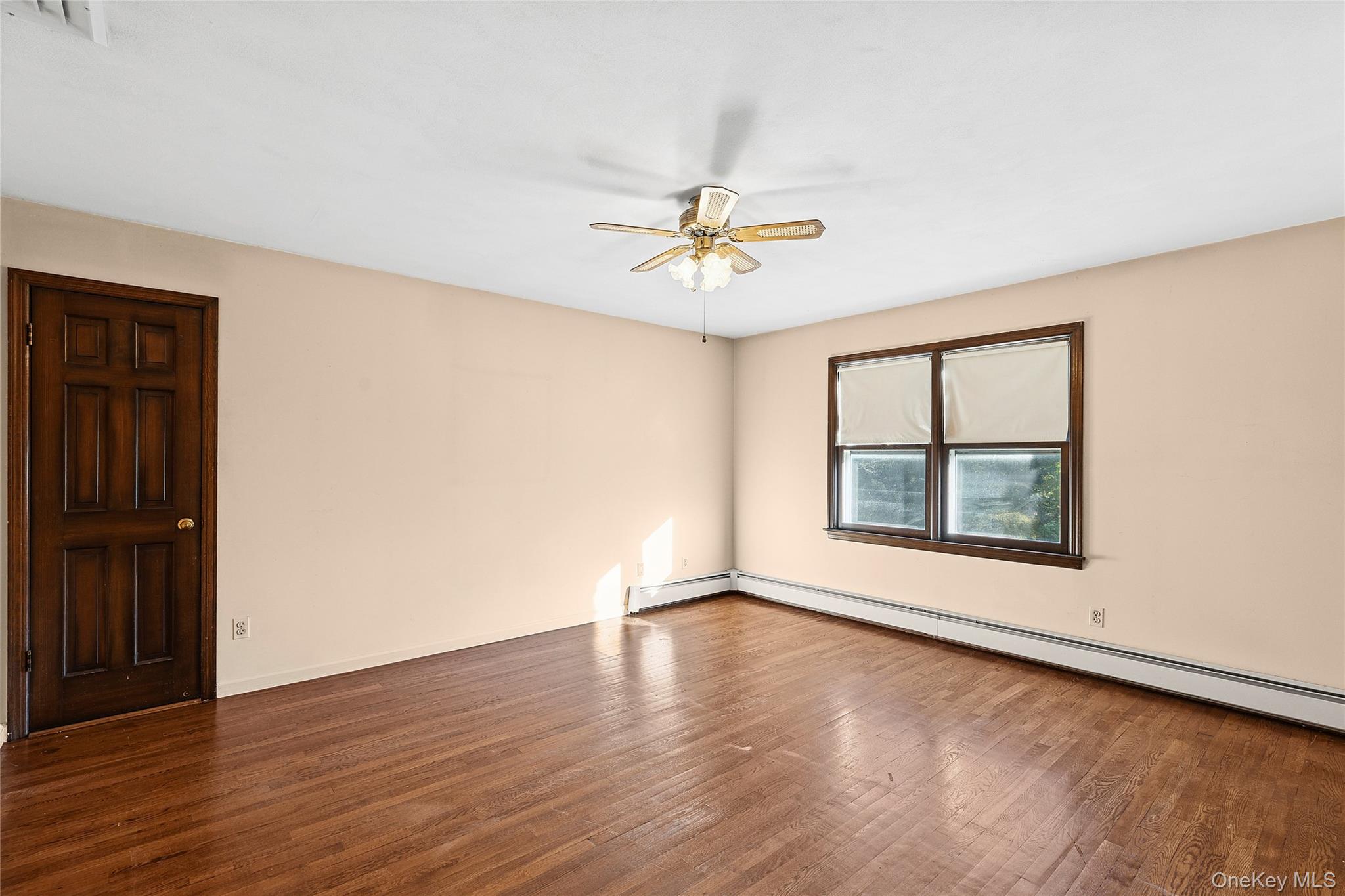 62 Sabine Road, Oyster Bay Cove, NY 11791