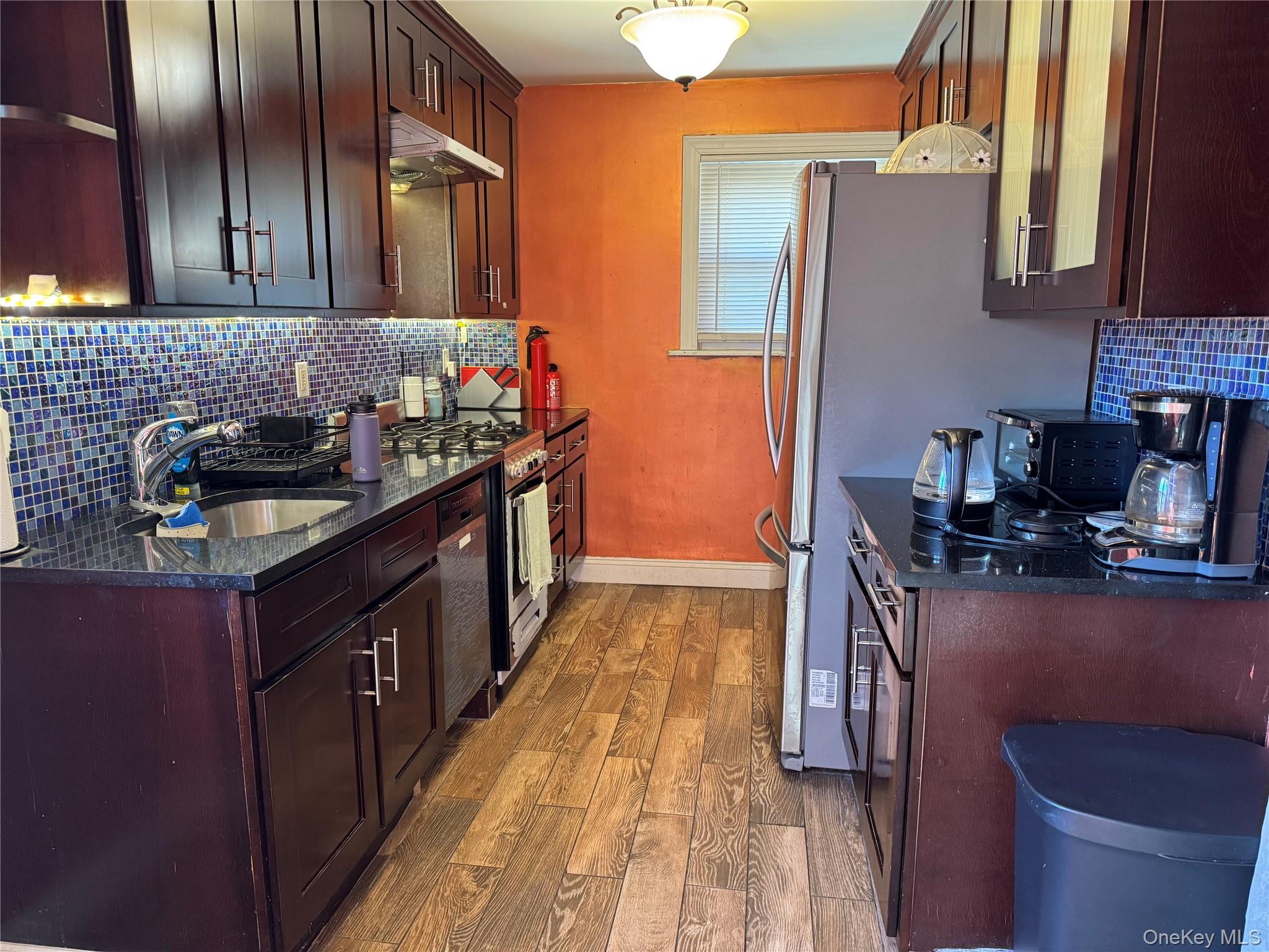 26 Parkside Drive, Jericho, NY 11753