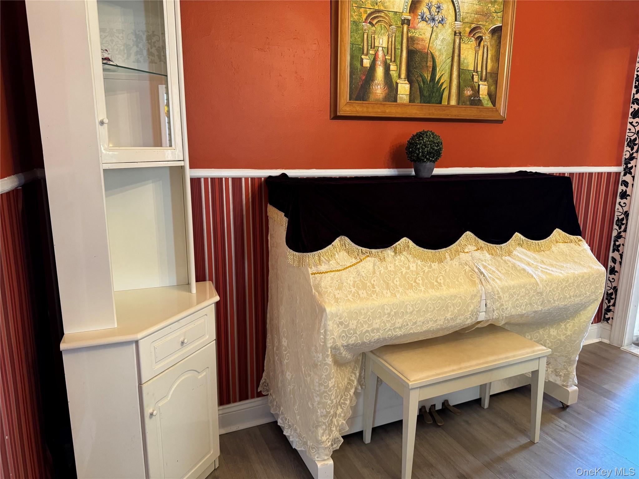 26 Parkside Drive, Jericho, NY 11753