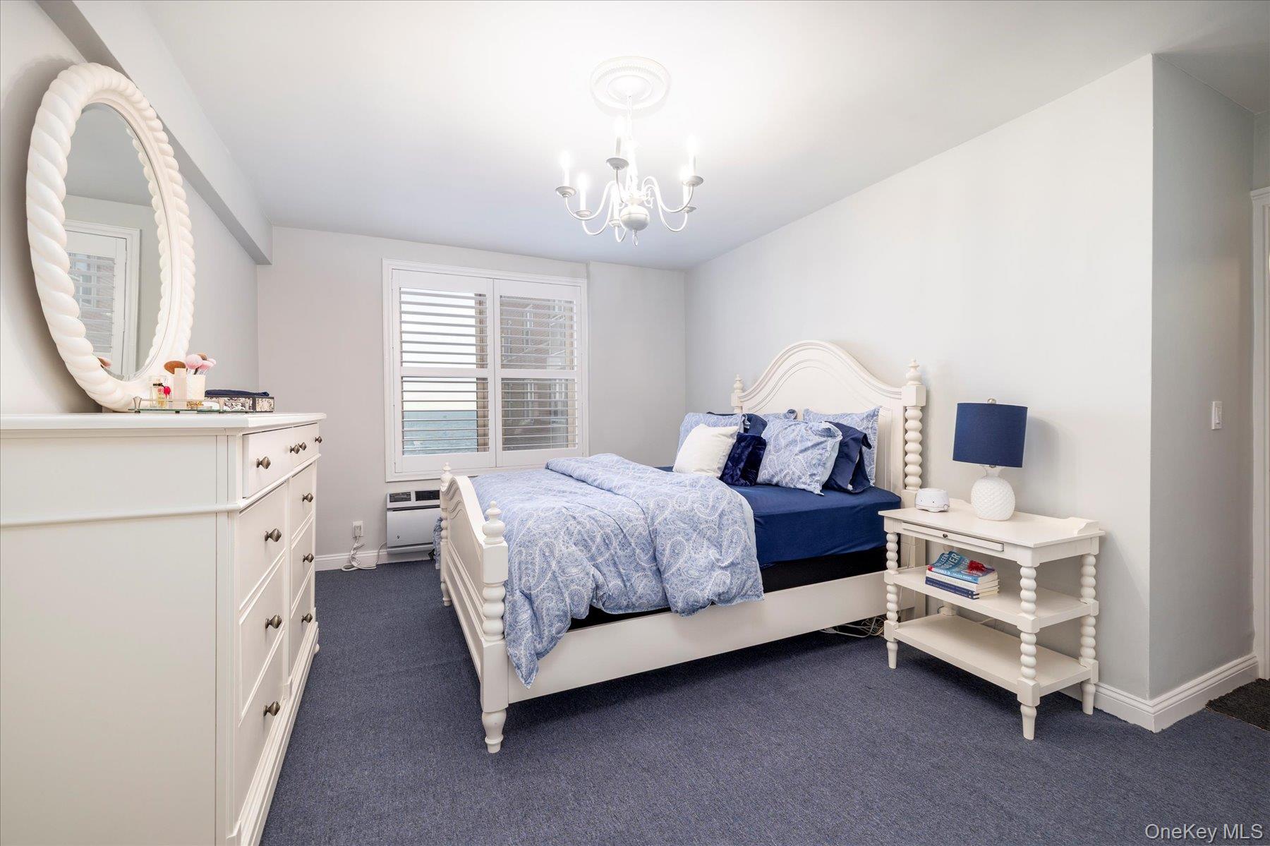 560 Broadway W # 4R, Long Beach, NY 11561