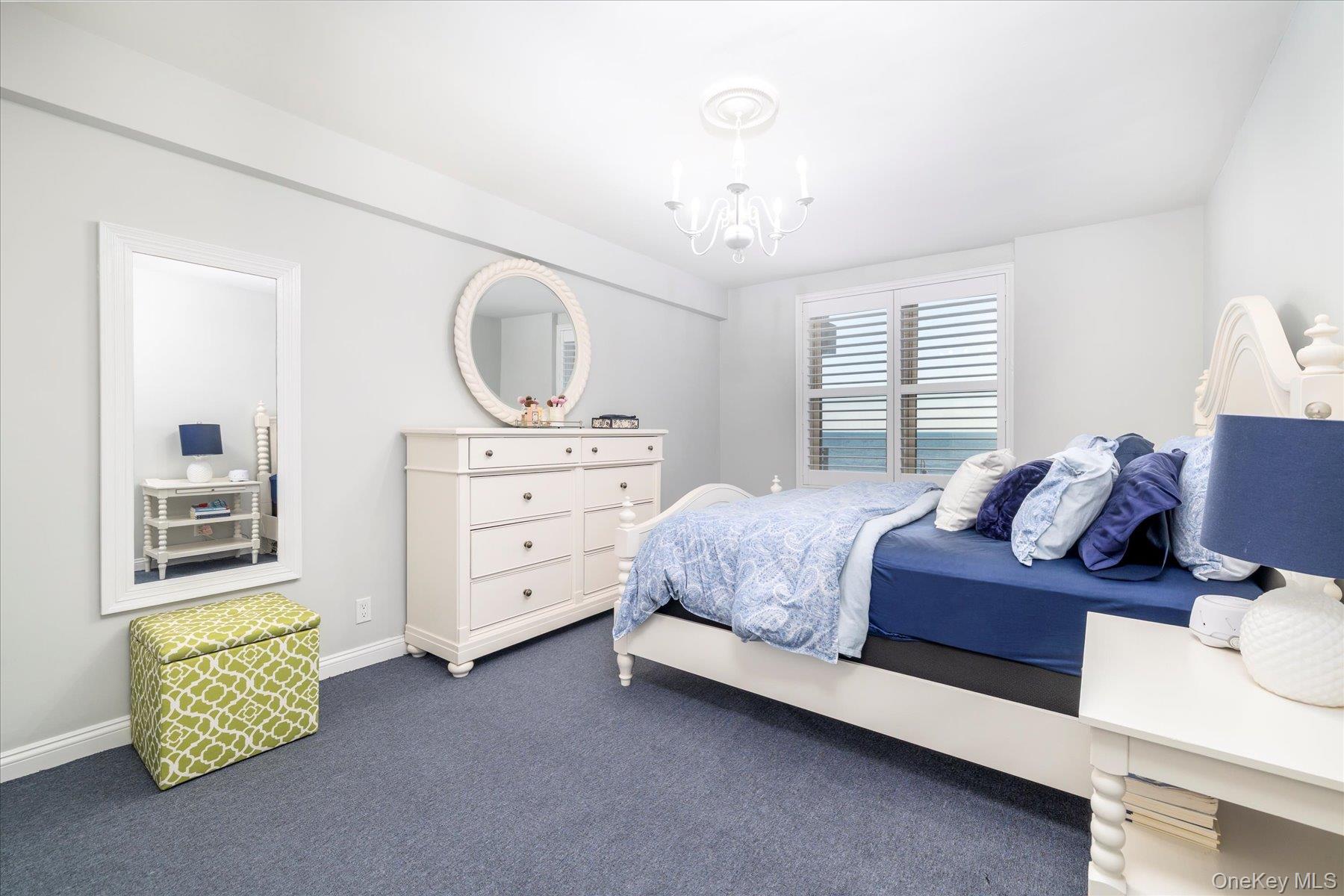 560 Broadway W # 4R, Long Beach, NY 11561