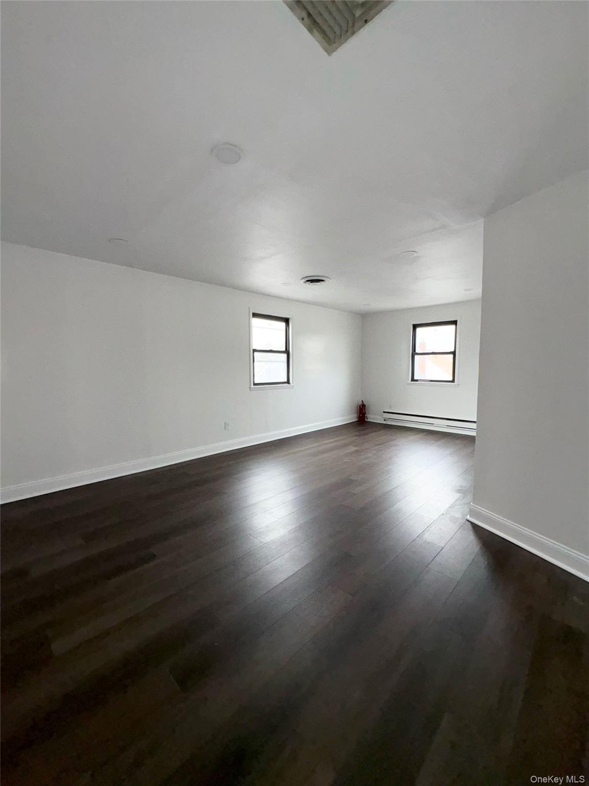 475 W Merrick Road, Valley Stream, NY 11580