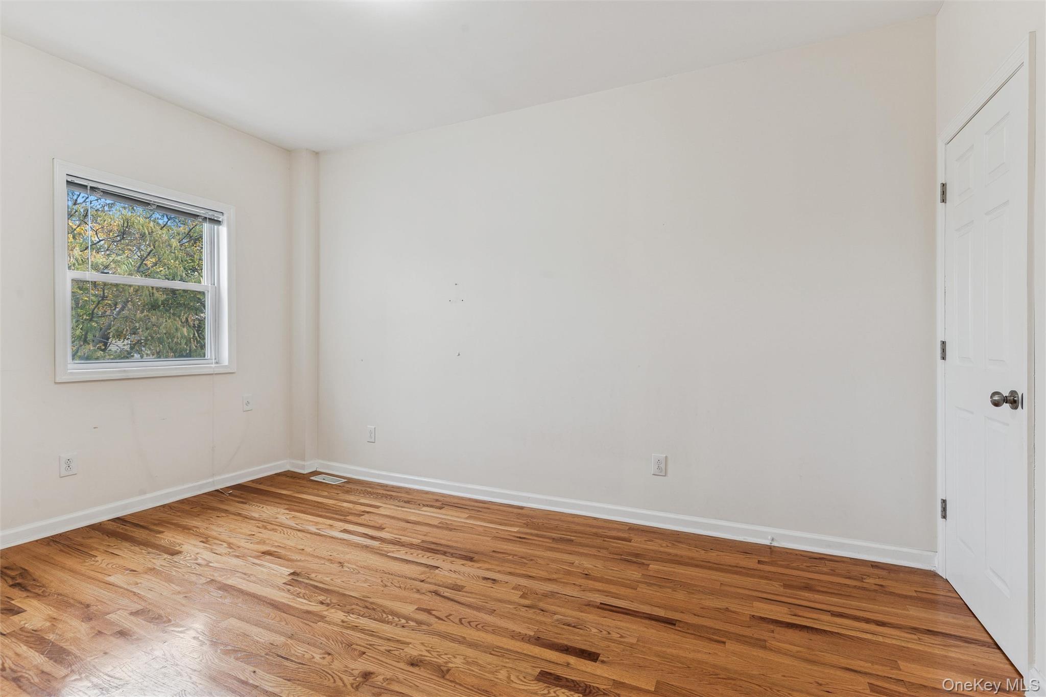 9125 90th Street, Woodhaven, NY 11421