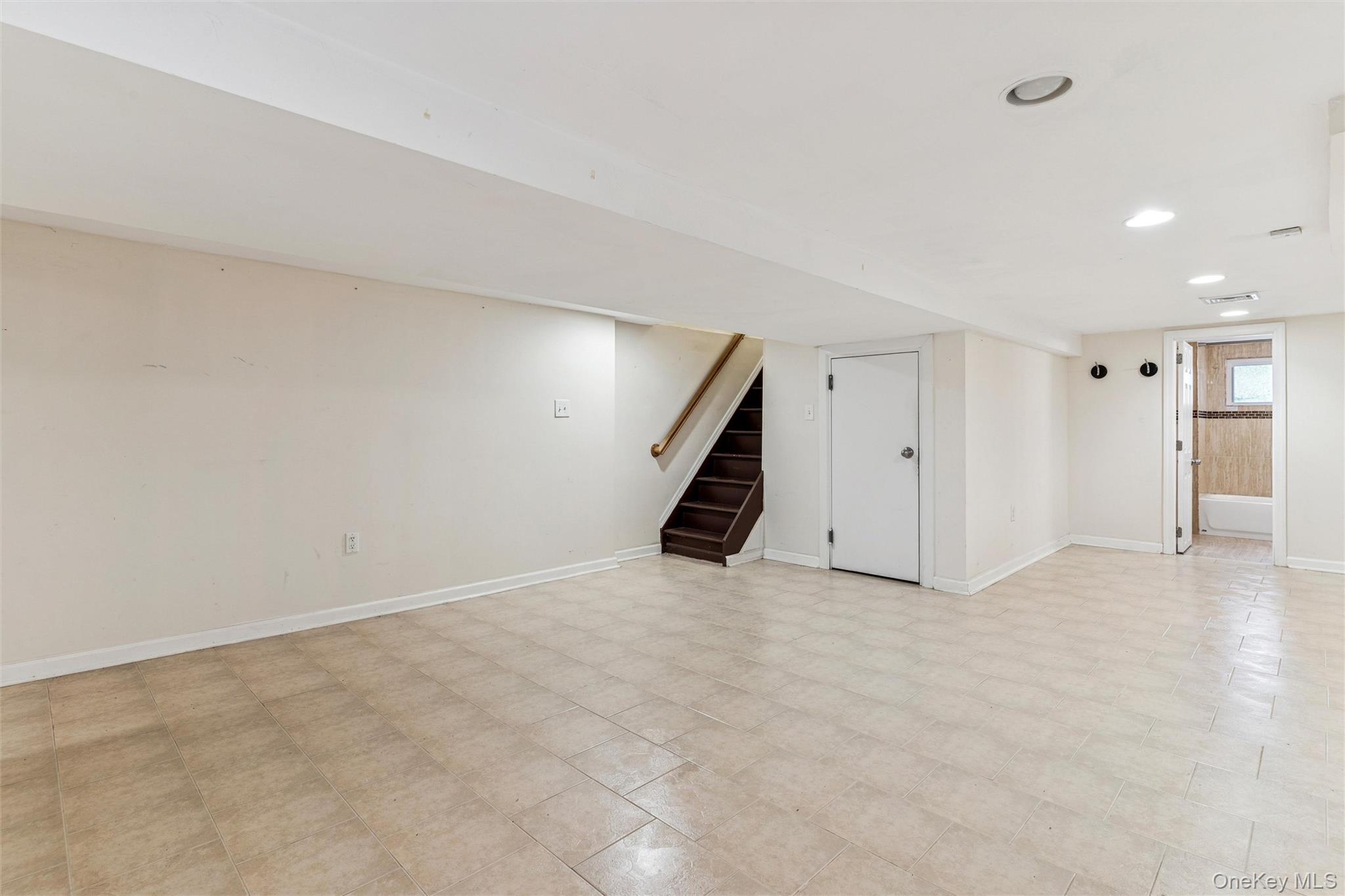 9125 90th Street, Woodhaven, NY 11421