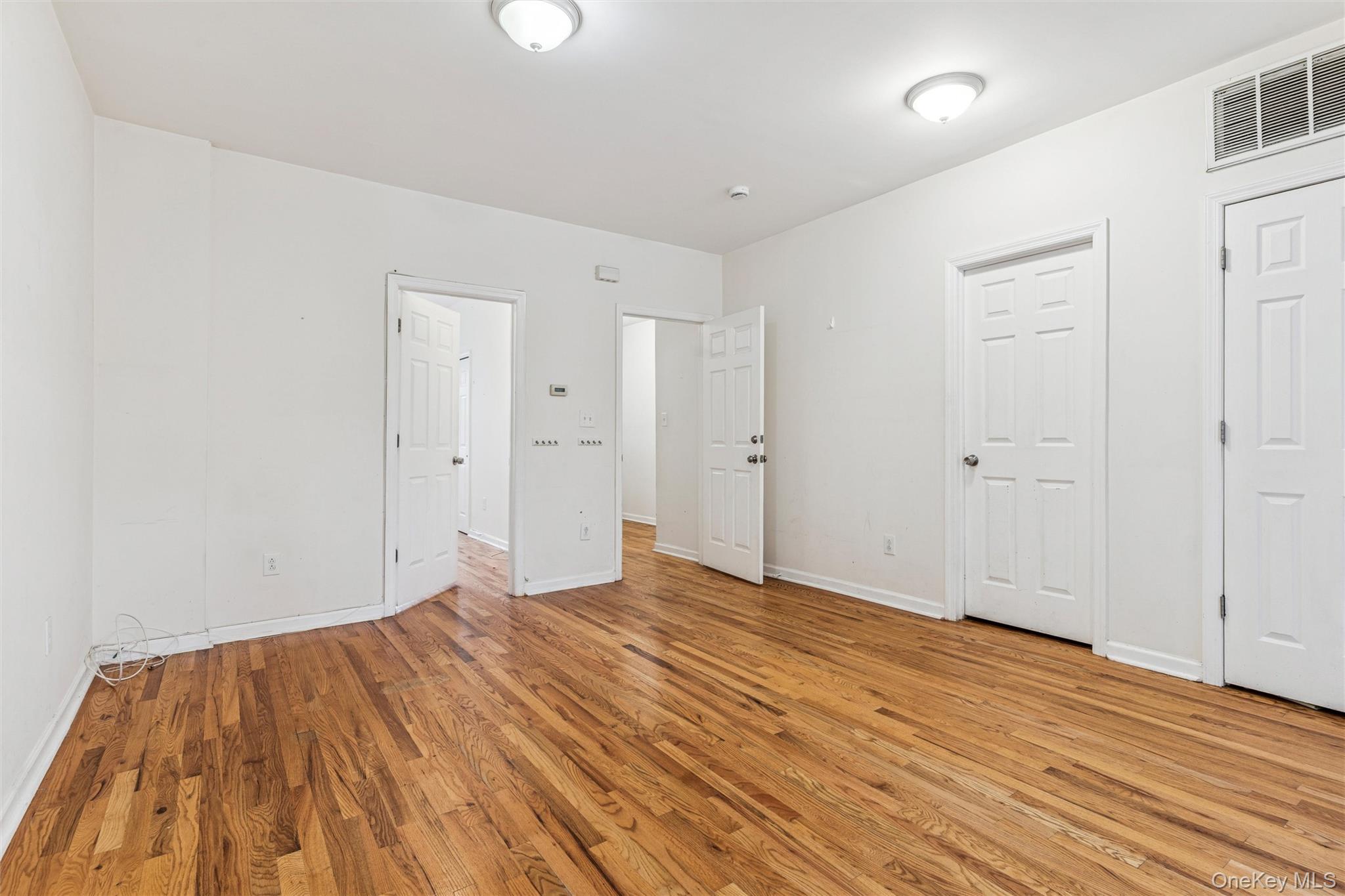 9125 90th Street, Woodhaven, NY 11421