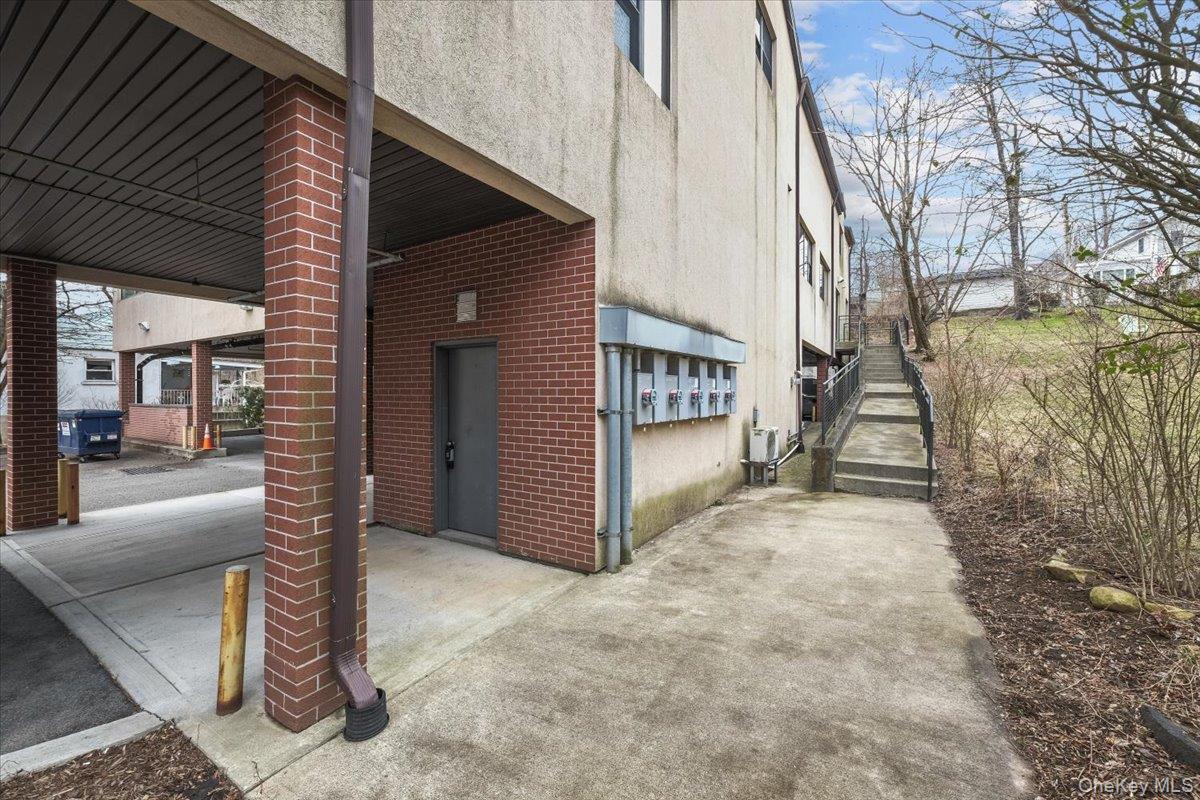 8 Revolutionary Road # suite 203, Ossining, NY 10562