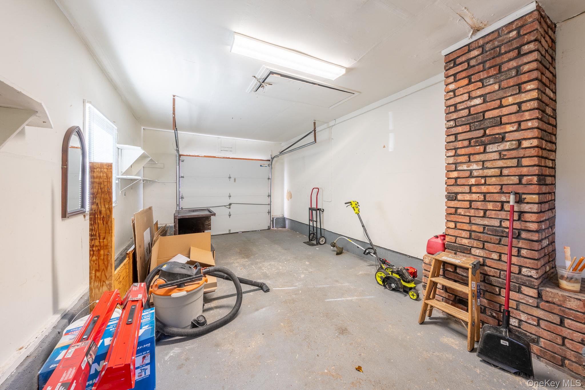 831 Sycamore Avenue, Bohemia, NY 11716