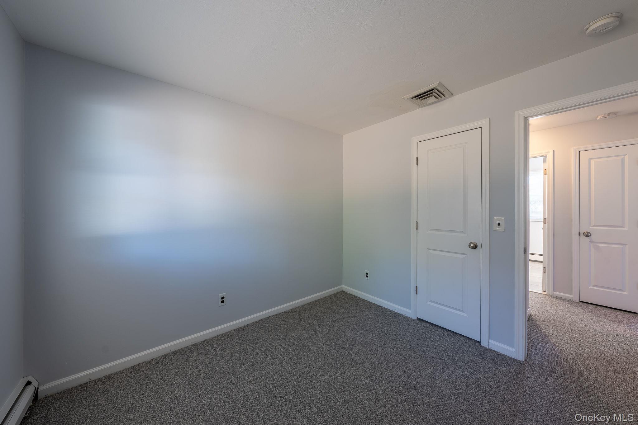 831 Sycamore Avenue, Bohemia, NY 11716