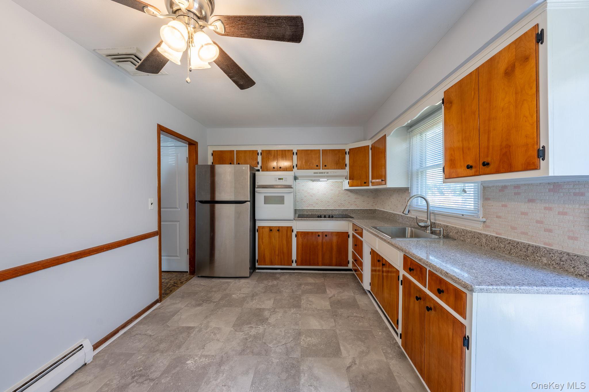 831 Sycamore Avenue, Bohemia, NY 11716