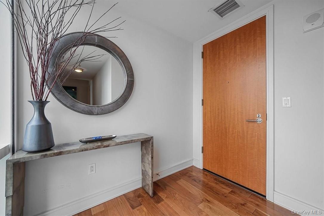 1 Renaissance Square # 14D, White Plains, NY 10601