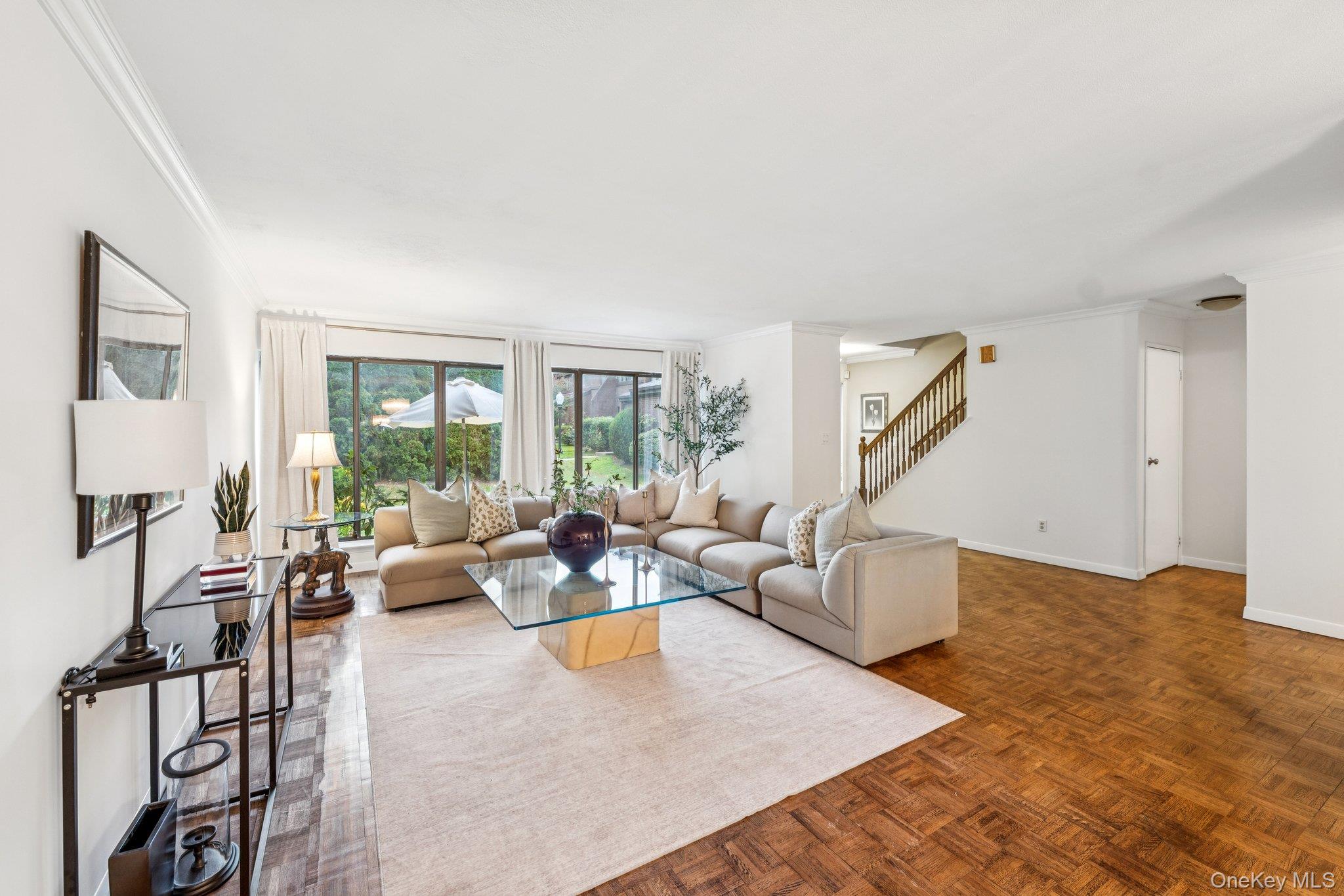 96 Acorn Ponds Drive, Roslyn, NY 11576