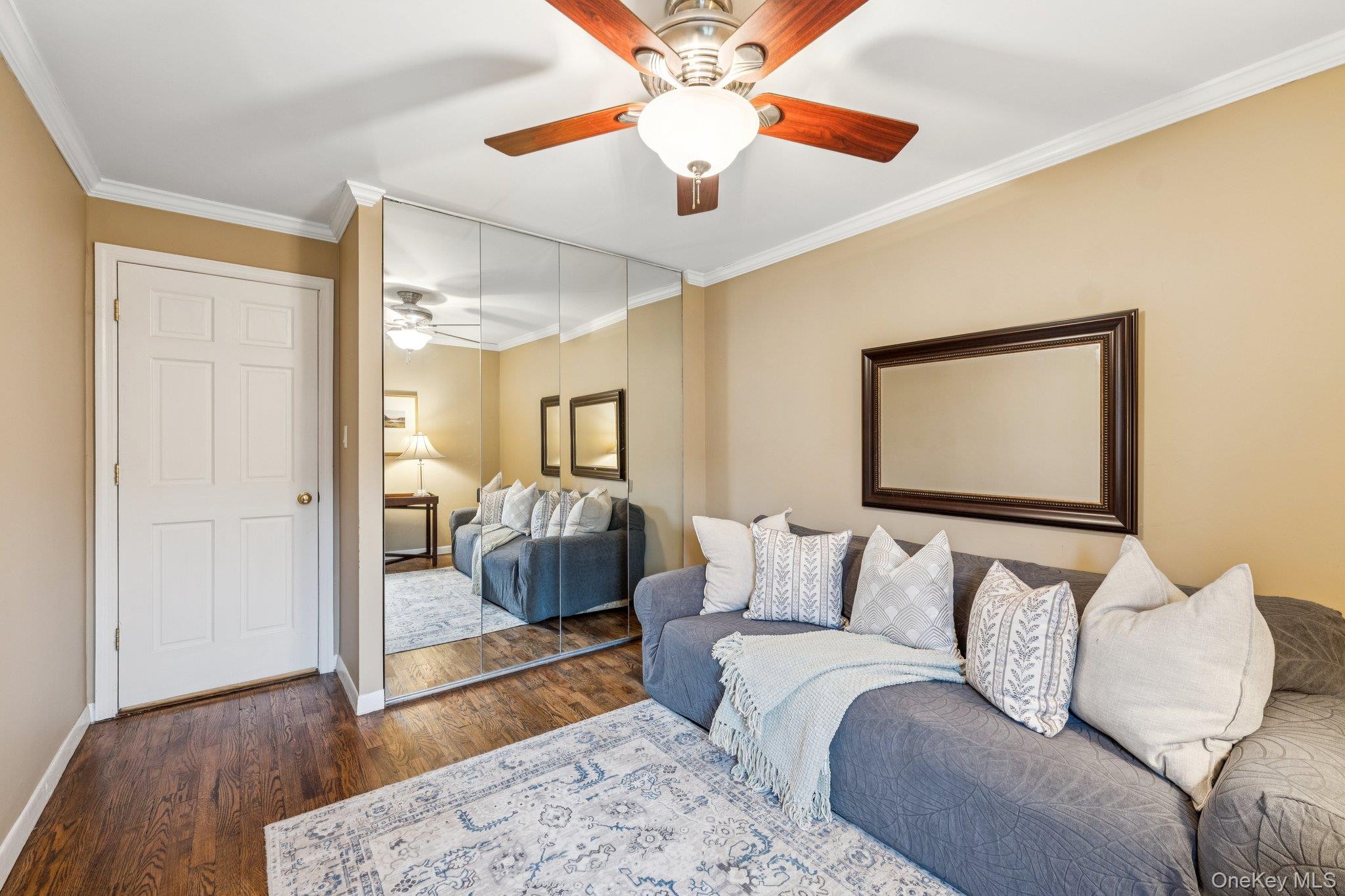 96 Acorn Ponds Drive, Roslyn, NY 11576