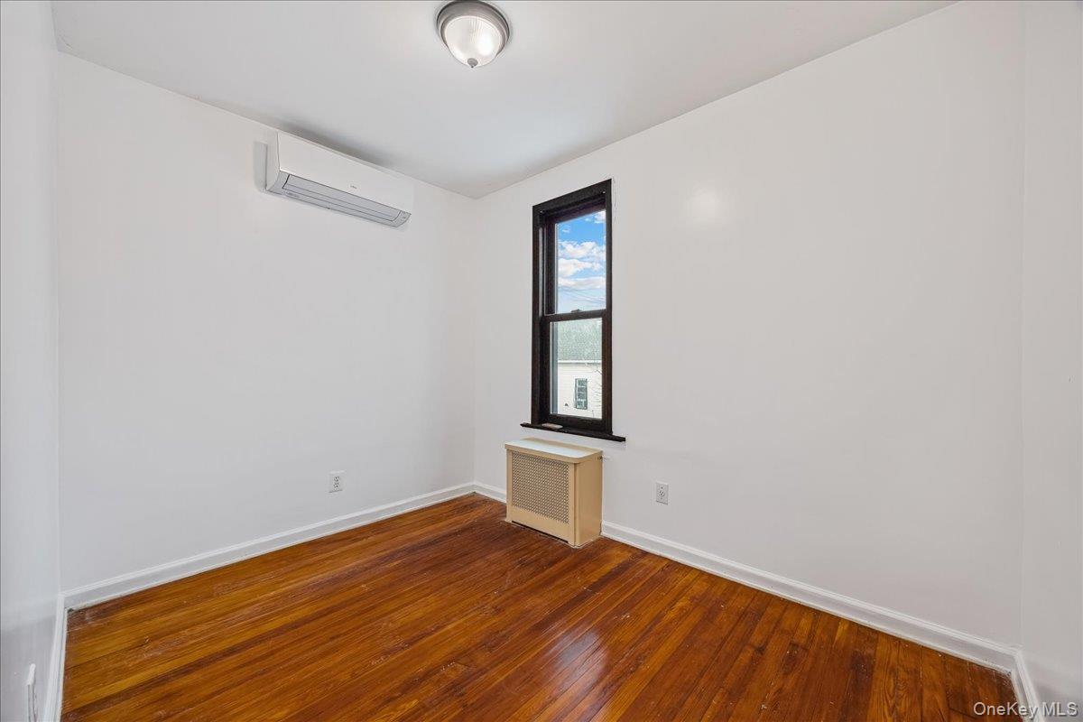 1787 Randall Avenue, Bronx, NY 10473