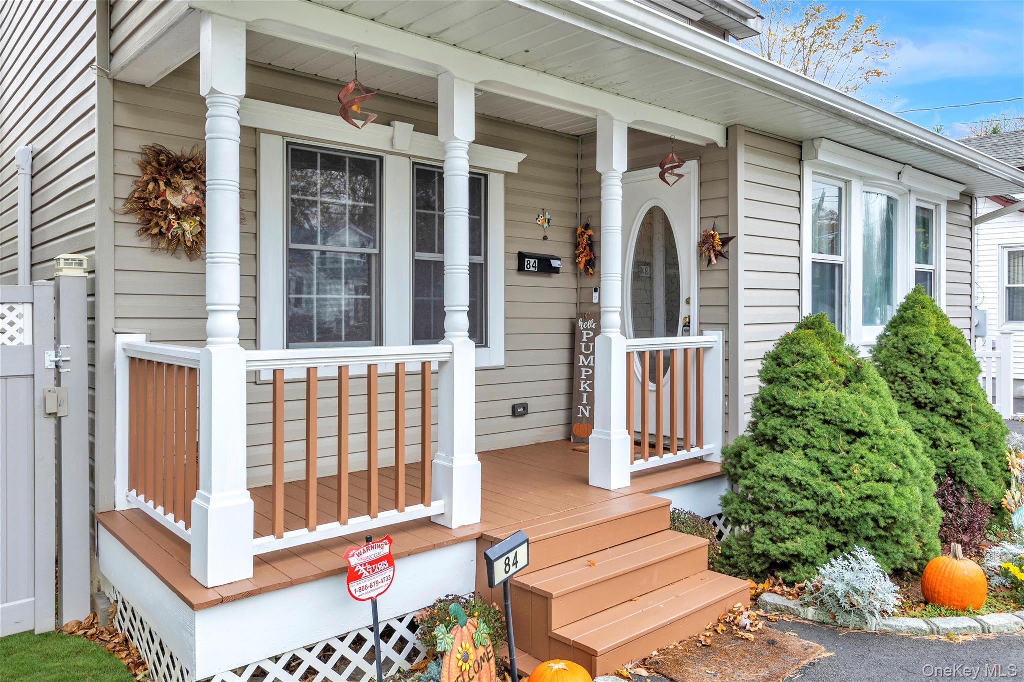 84 Cedar Street, Islip, NY 11751