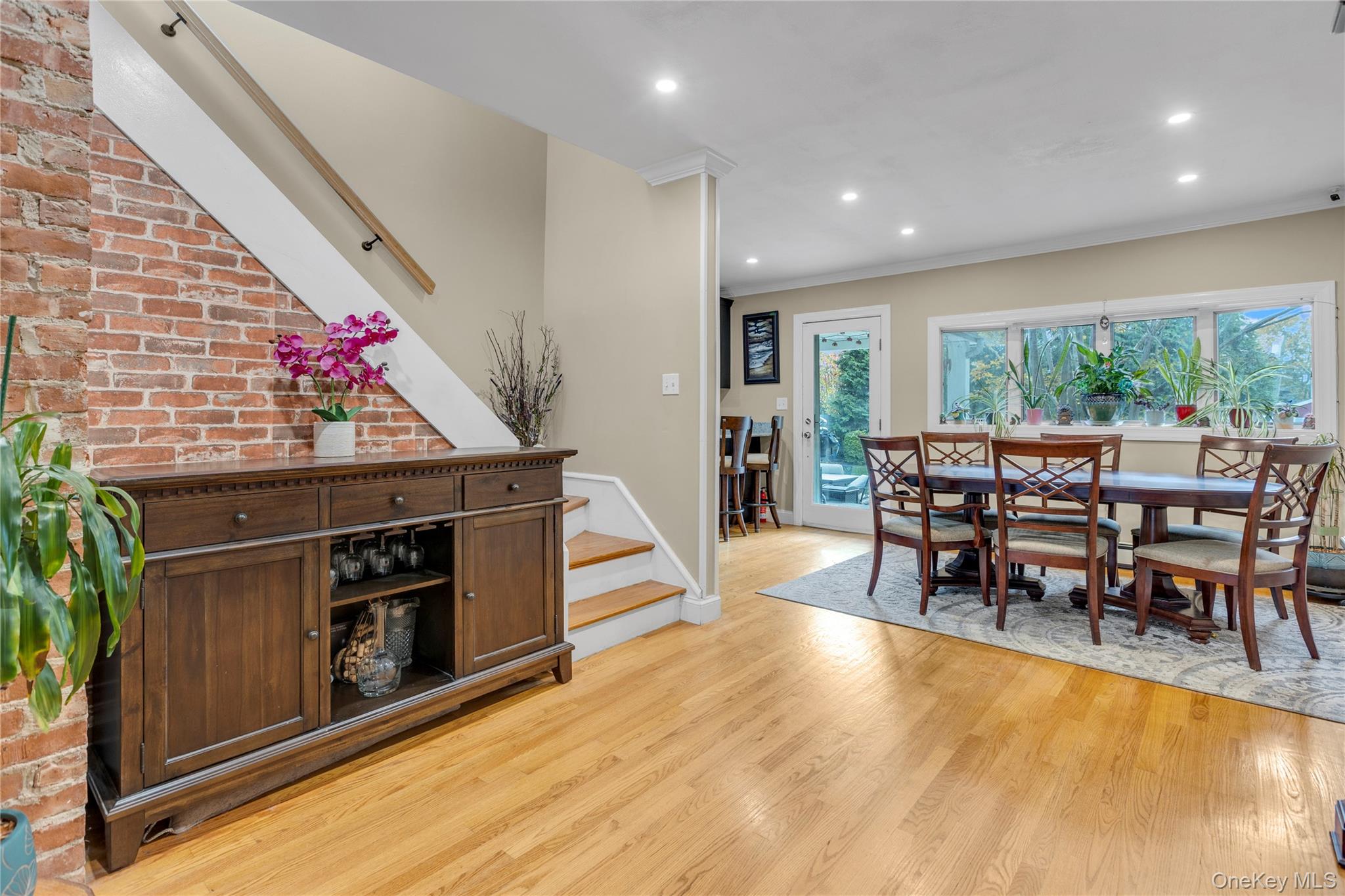 84 Cedar Street, Islip, NY 11751