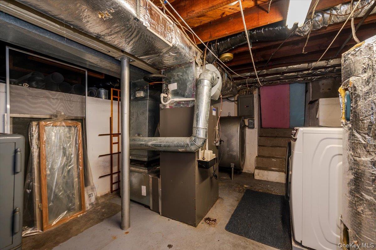 374 Port Avenue, Ronkonkoma, NY 11779