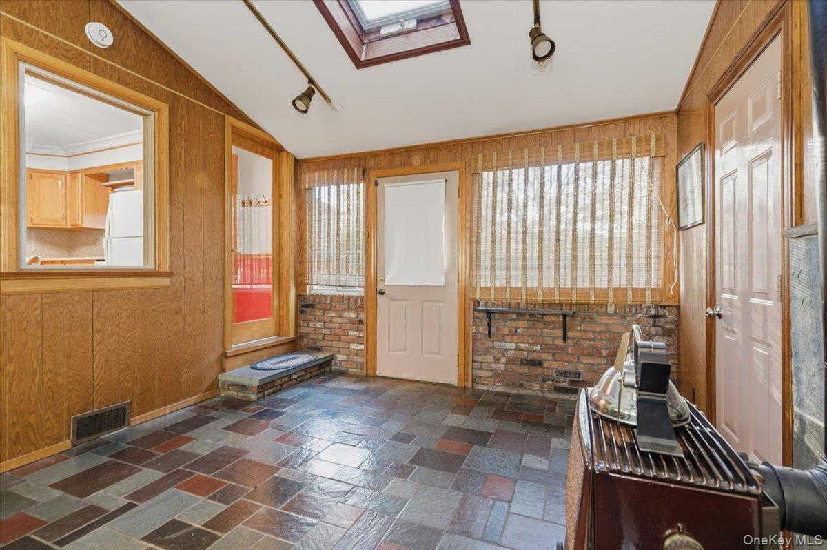 374 Port Avenue, Ronkonkoma, NY 11779