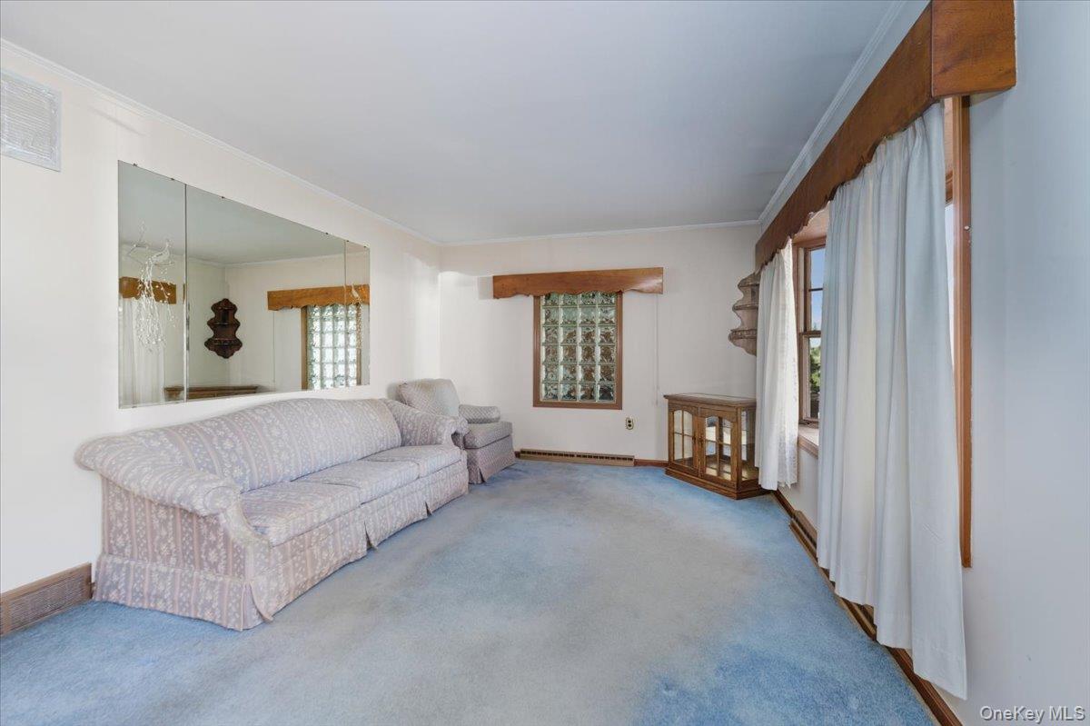 374 Port Avenue, Ronkonkoma, NY 11779