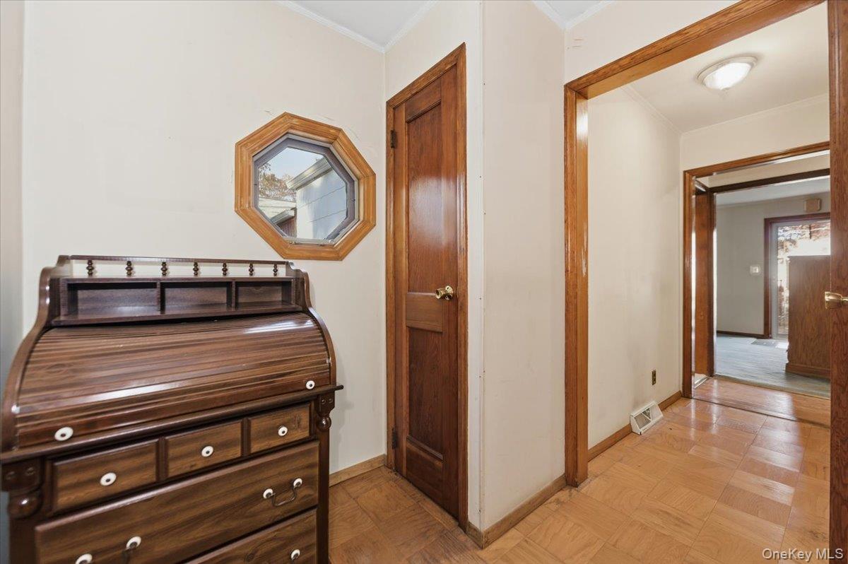 374 Port Avenue, Ronkonkoma, NY 11779