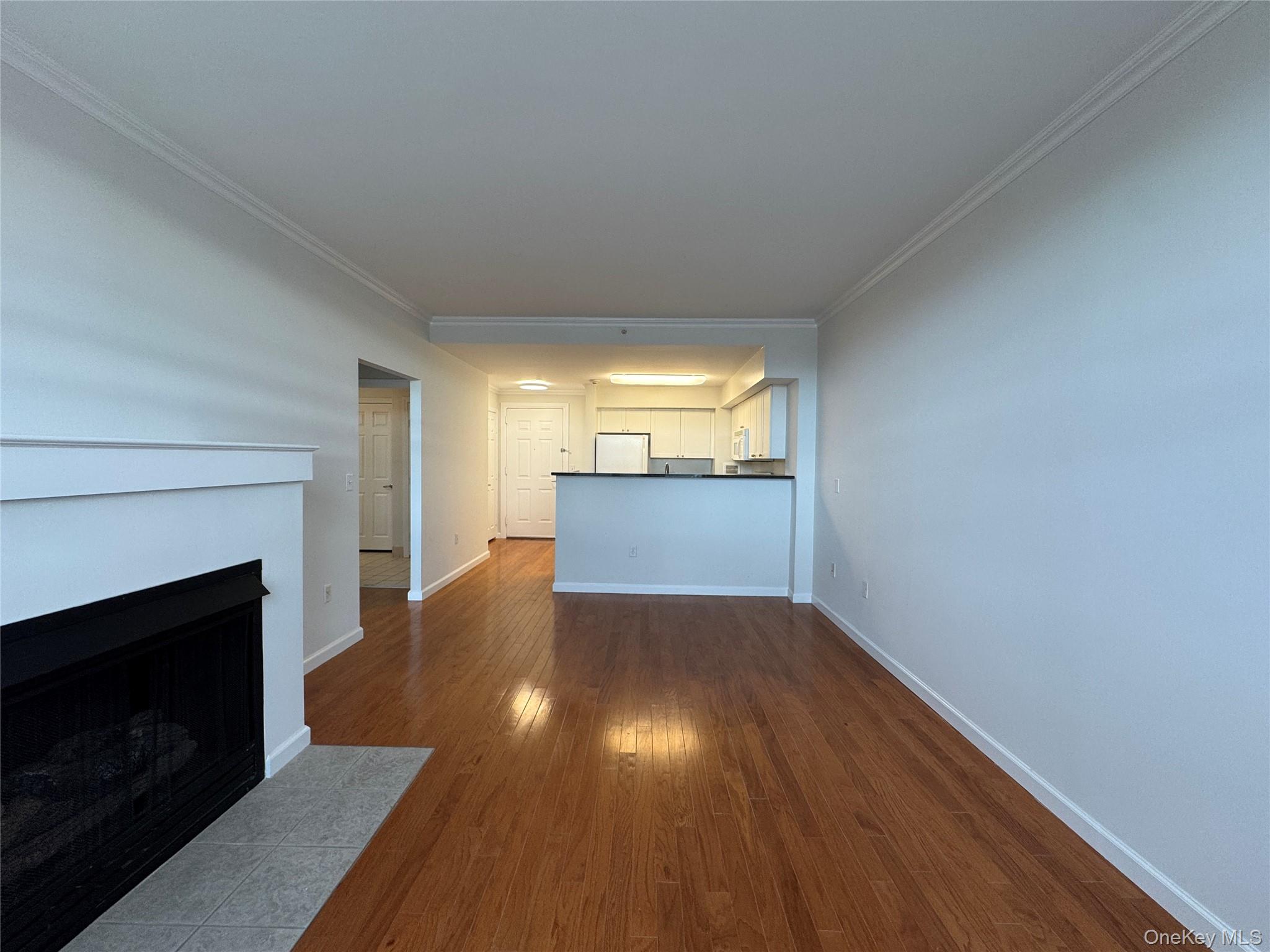 300 Mamaroneck Avenue # #819, White Plains, NY 10605