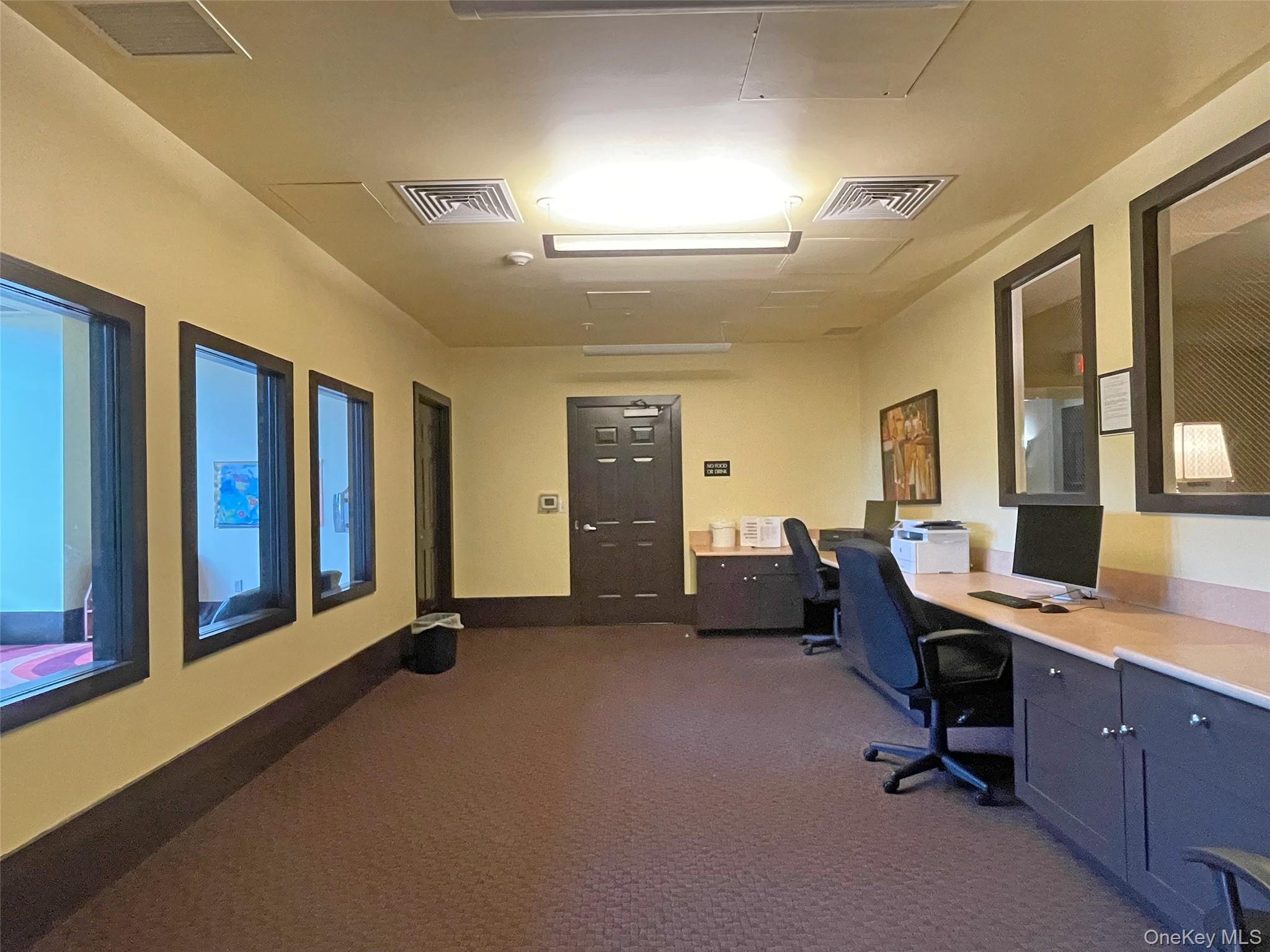 300 Mamaroneck Avenue # #819, White Plains, NY 10605