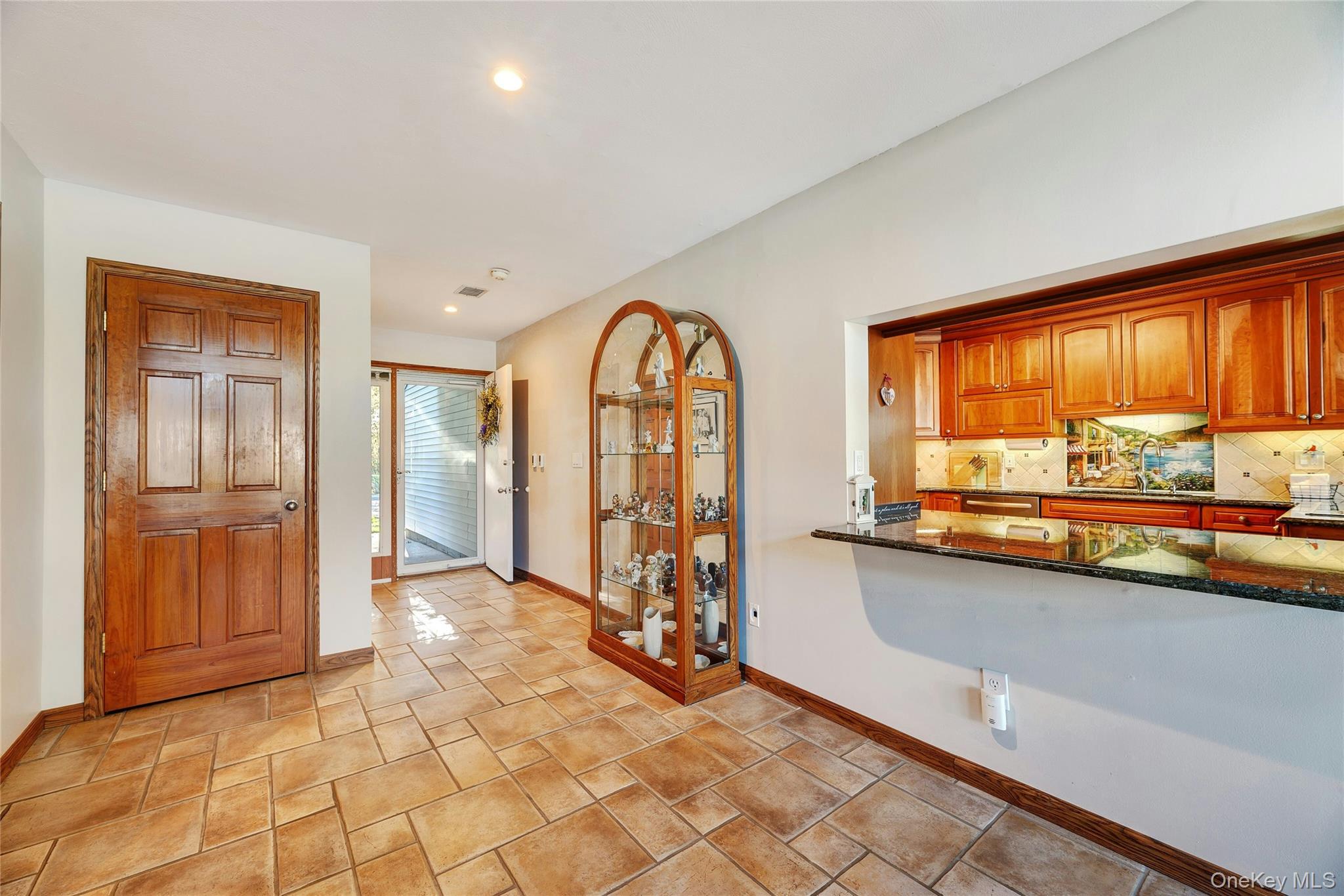 94 Hampton Vista Drive, Manorville, NY 11949