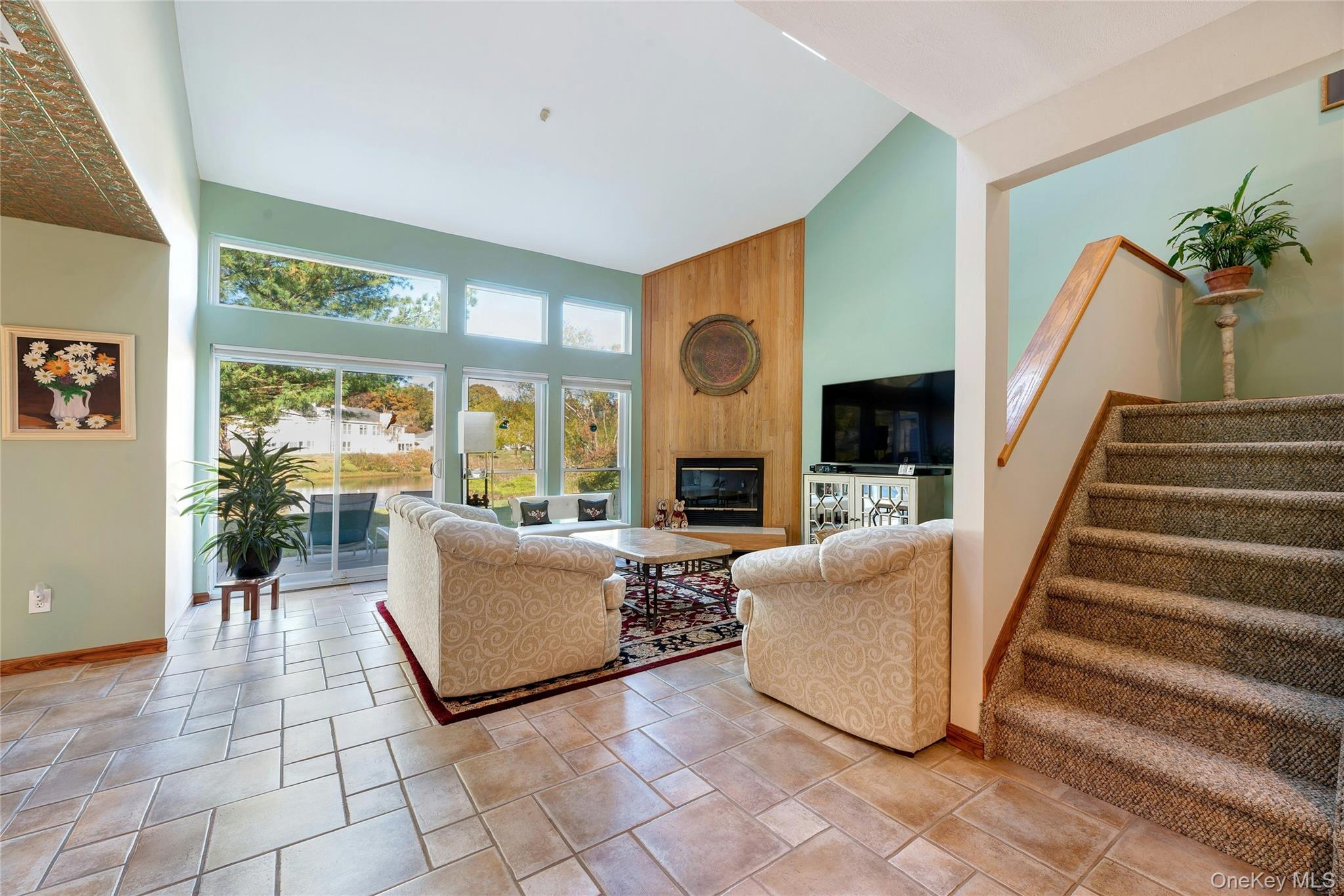 94 Hampton Vista Drive, Manorville, NY 11949