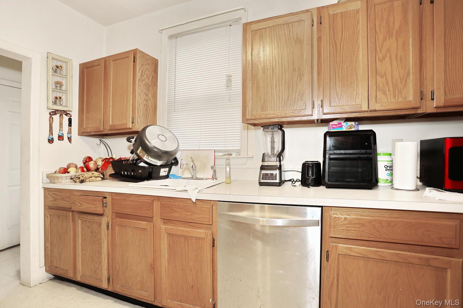 18-20 E Park Place, Suffern, NY 10901